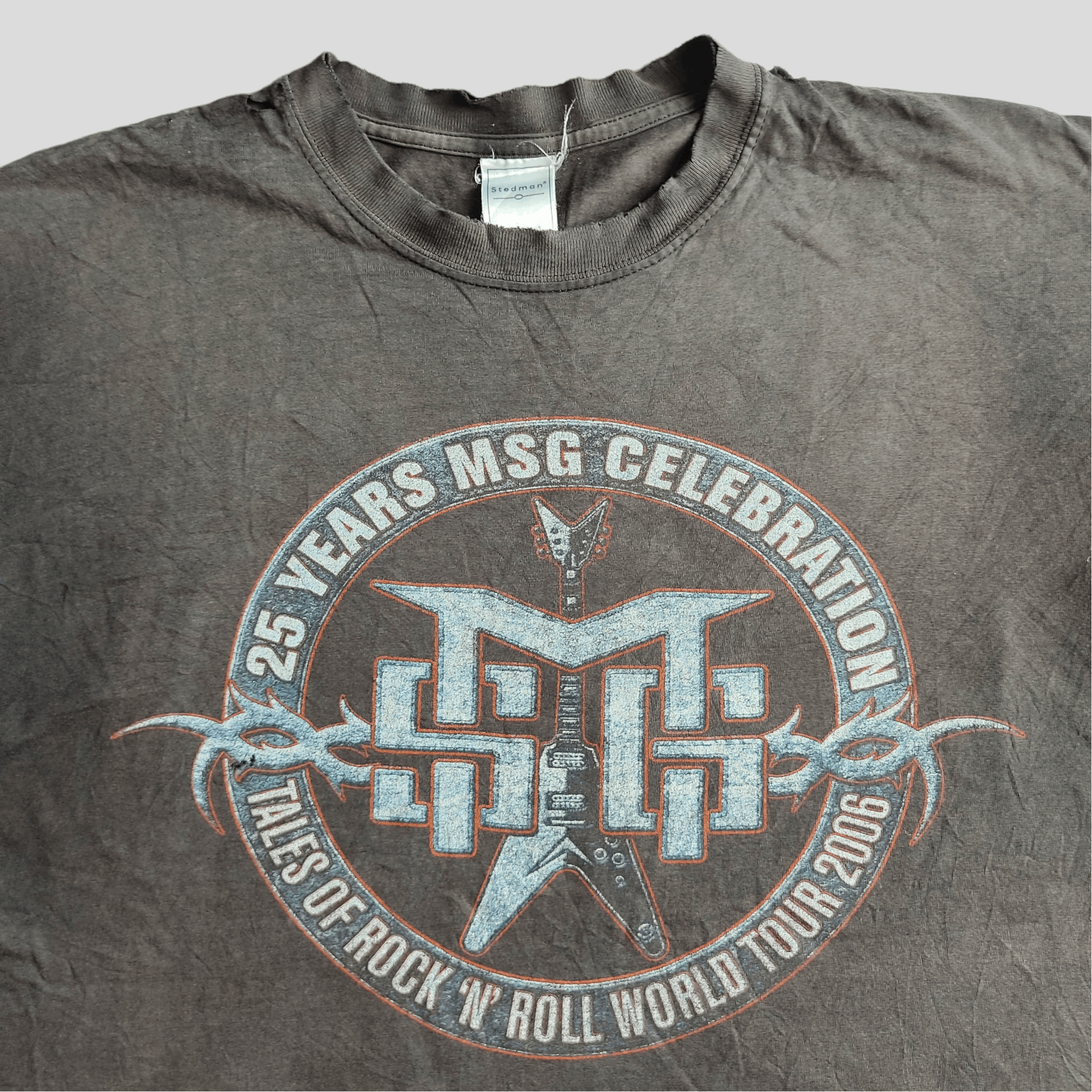 Band Tees Vintage MSG – Black Fade, Beautifully Thrashed Band Tee Size US L / EU 52-54 / 3 - 2 Thumbnail