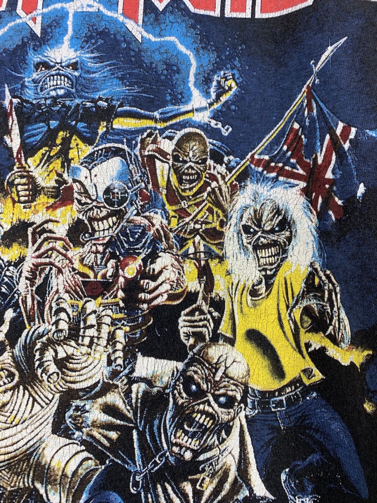 Band Tees 2003 Vintage Iron Maiden Beat Of The Beast Faded Black Tee Size US L / EU 52-54 / 3 - 11 Thumbnail