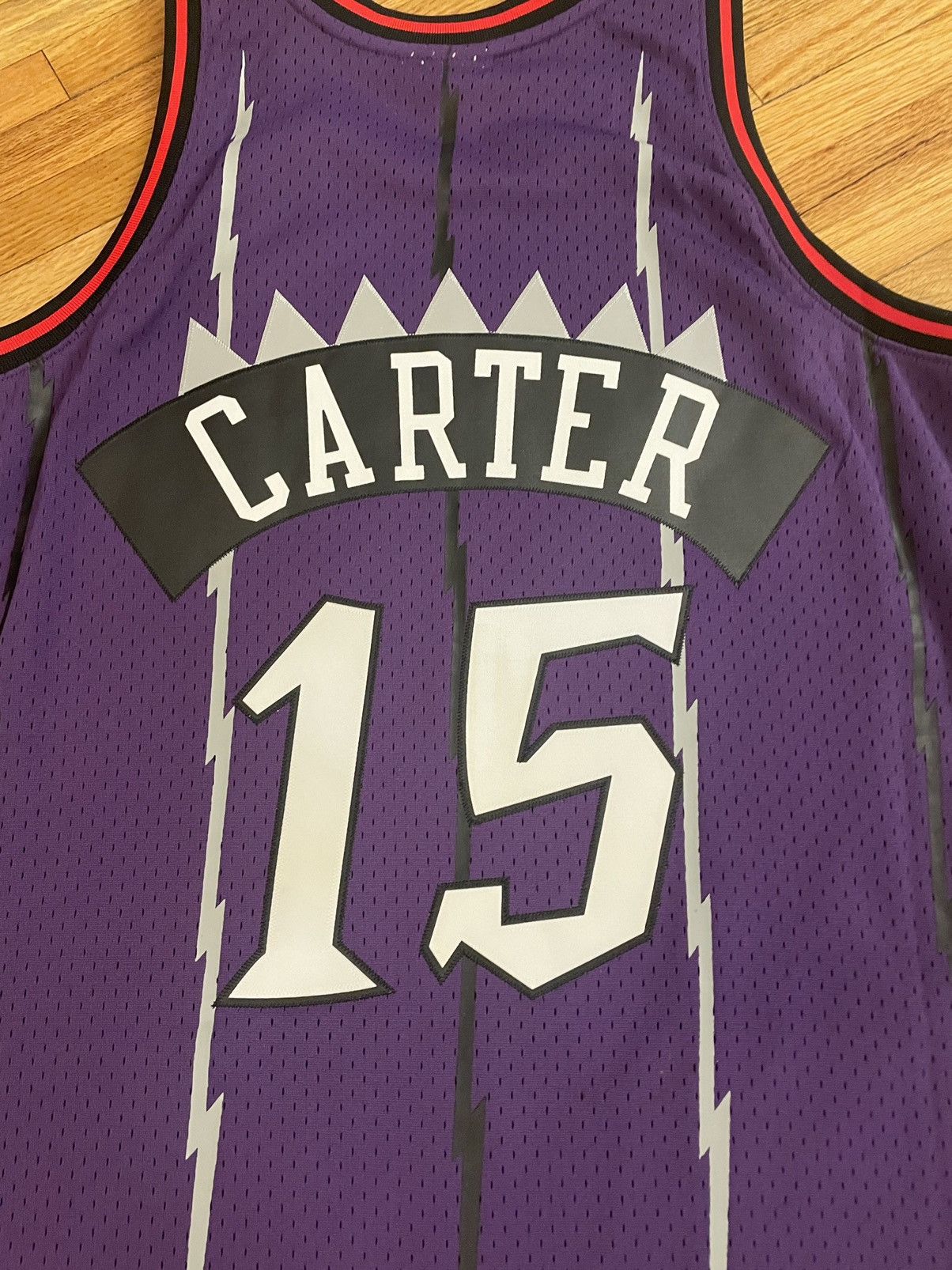 Mitchell & Ness × NBA Vince Carter Toronto Raptors Mitchell & Ness Jersey Size US L / EU 52-54 / 3 - 4 Thumbnail