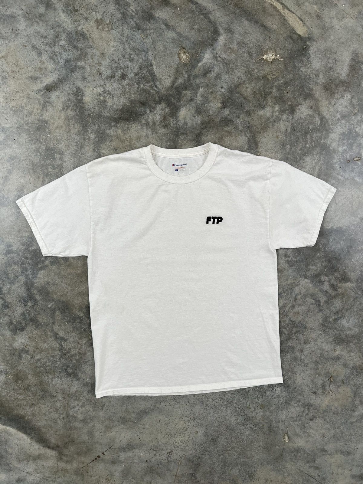 Champion × Fuck The Population OG Fuck The Population x Champion Core Logo Tee White Large Size US L / EU 52-54 / 3 - 1 Thumbnail