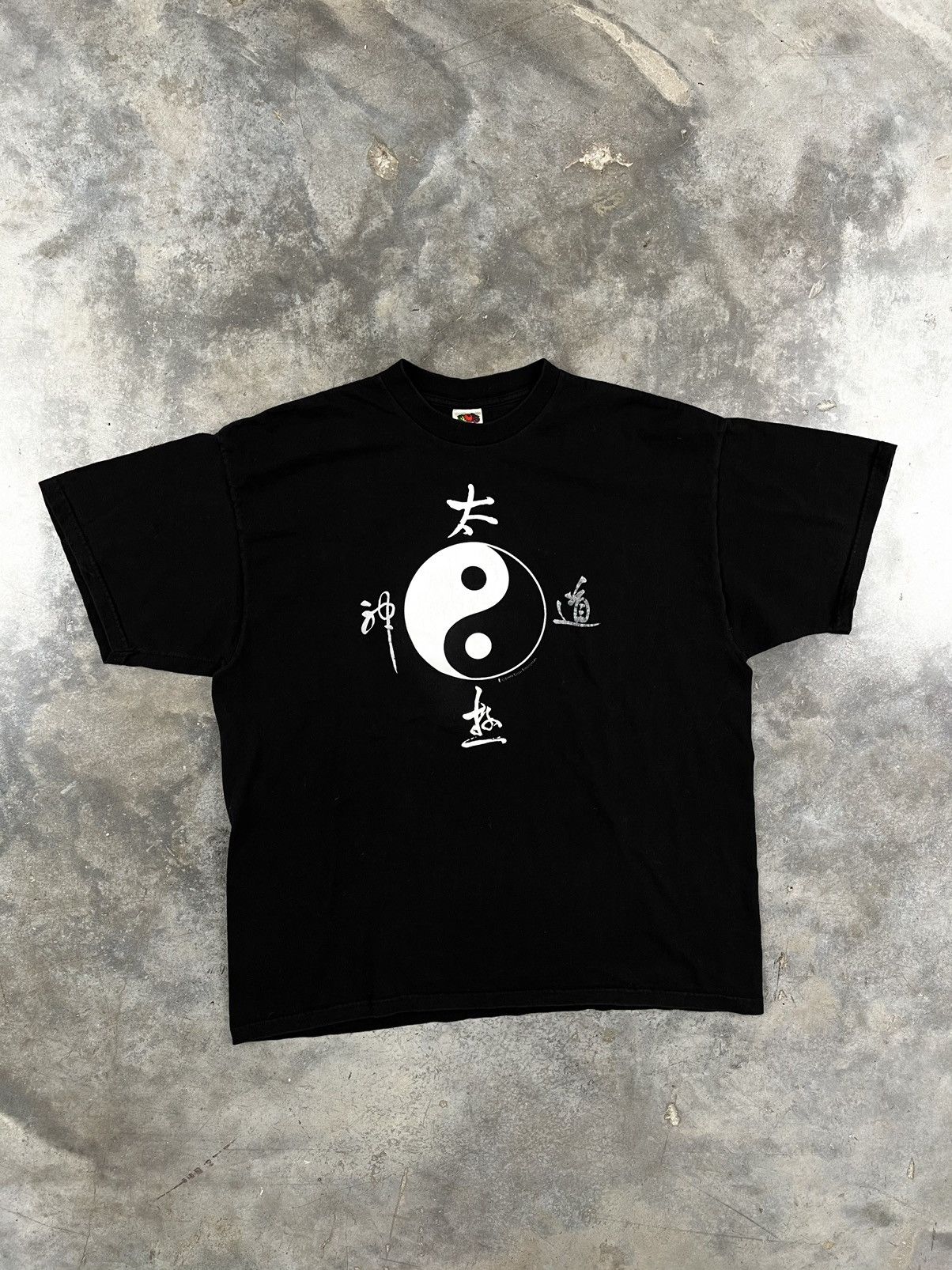 Japanese Brand Vintage Yin Yang Power Of Balance Logo Tee Black XXL / 2XL Size US XXL / EU 58 / 5 - 1 Thumbnail