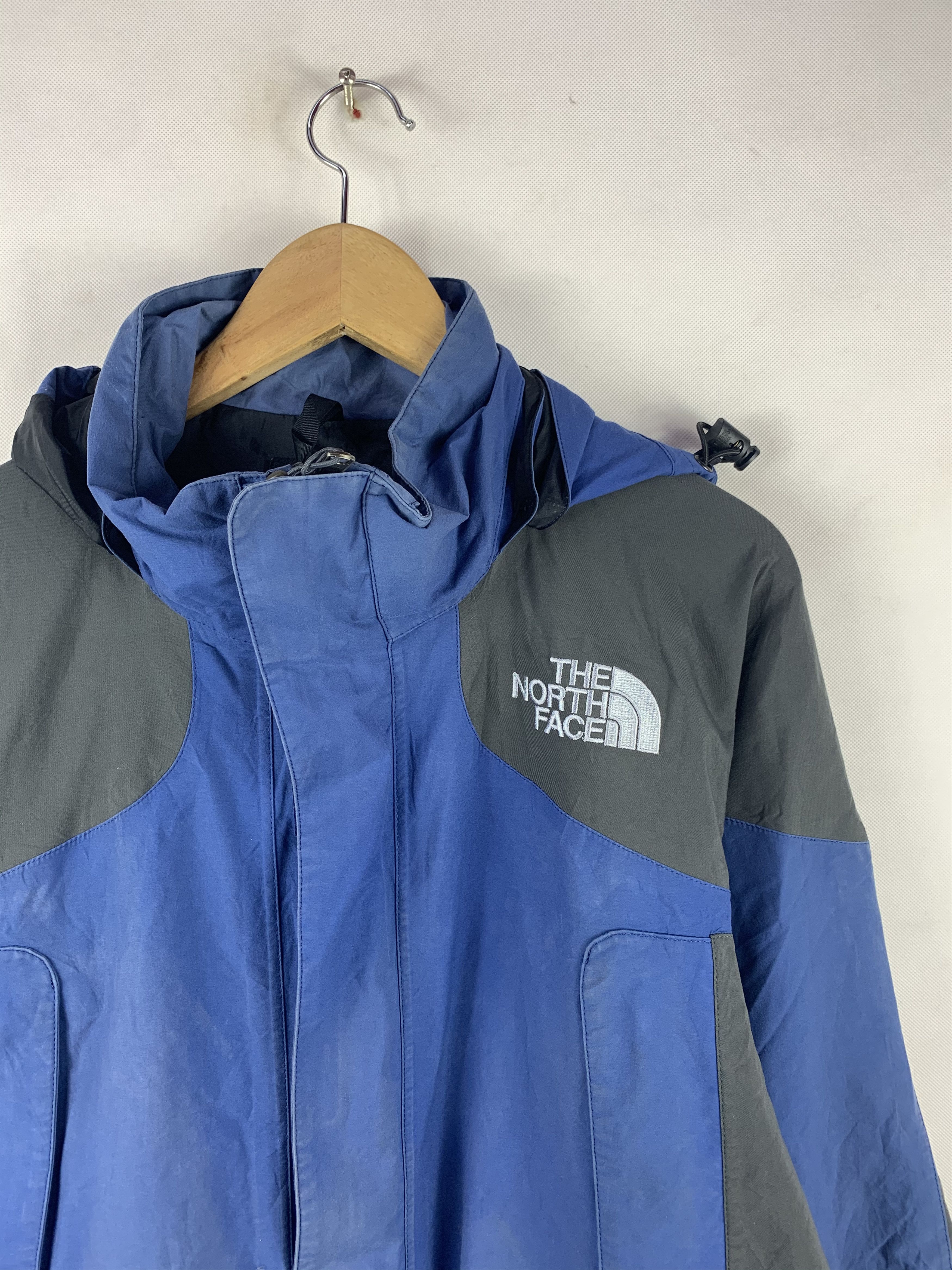 Goretex 🔥The North Face Goretex Hoodie Jacket Size US L / EU 52-54 / 3 - 3 Thumbnail