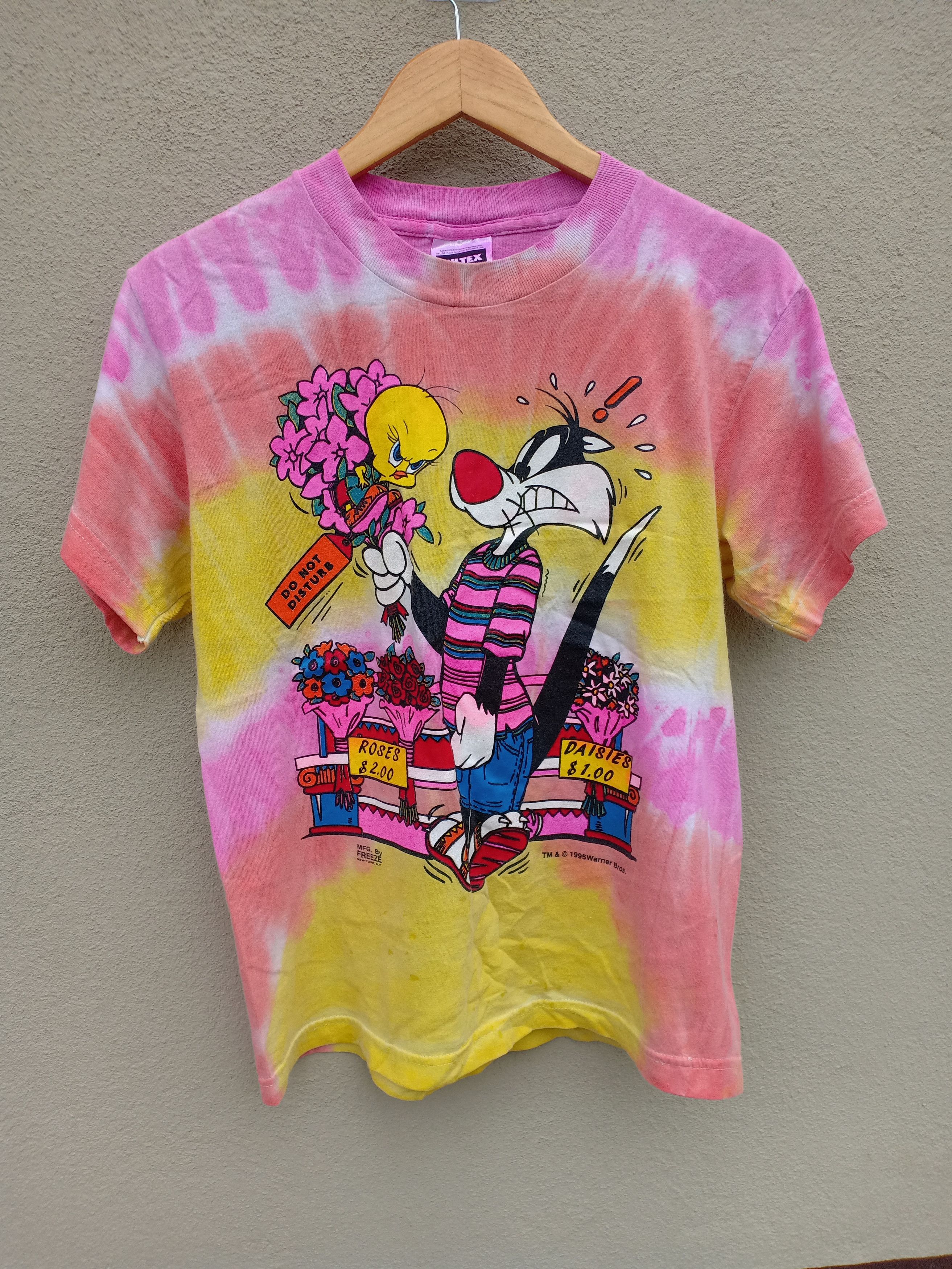 very rare T-shirt warner bros 90s Sylvester and Tweety bird