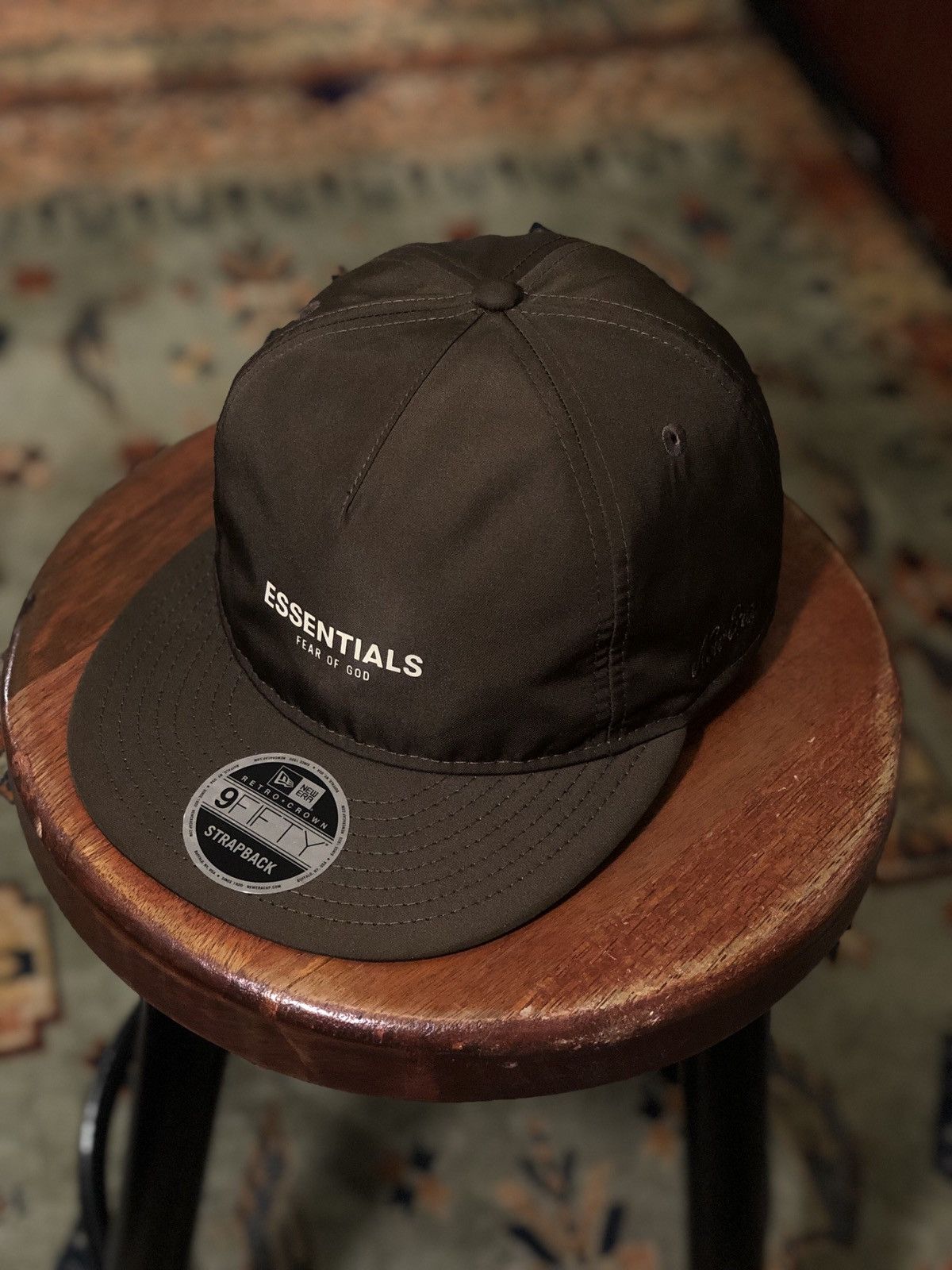 FOG Essential New Era 9Fifty Retro Crown Strapback