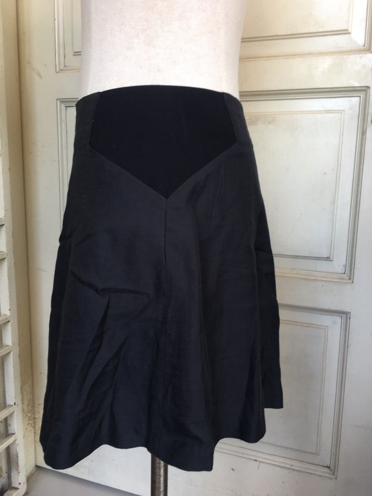 Helmut Lang helmut lang black skirt Size 28" / US 6 / IT 42 - 2 Thumbnail