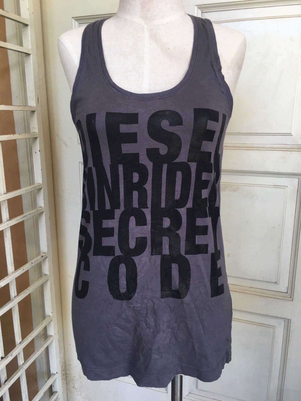 Diesel statement tank Size M / US 6-8 / IT 42-44 - 1 Thumbnail