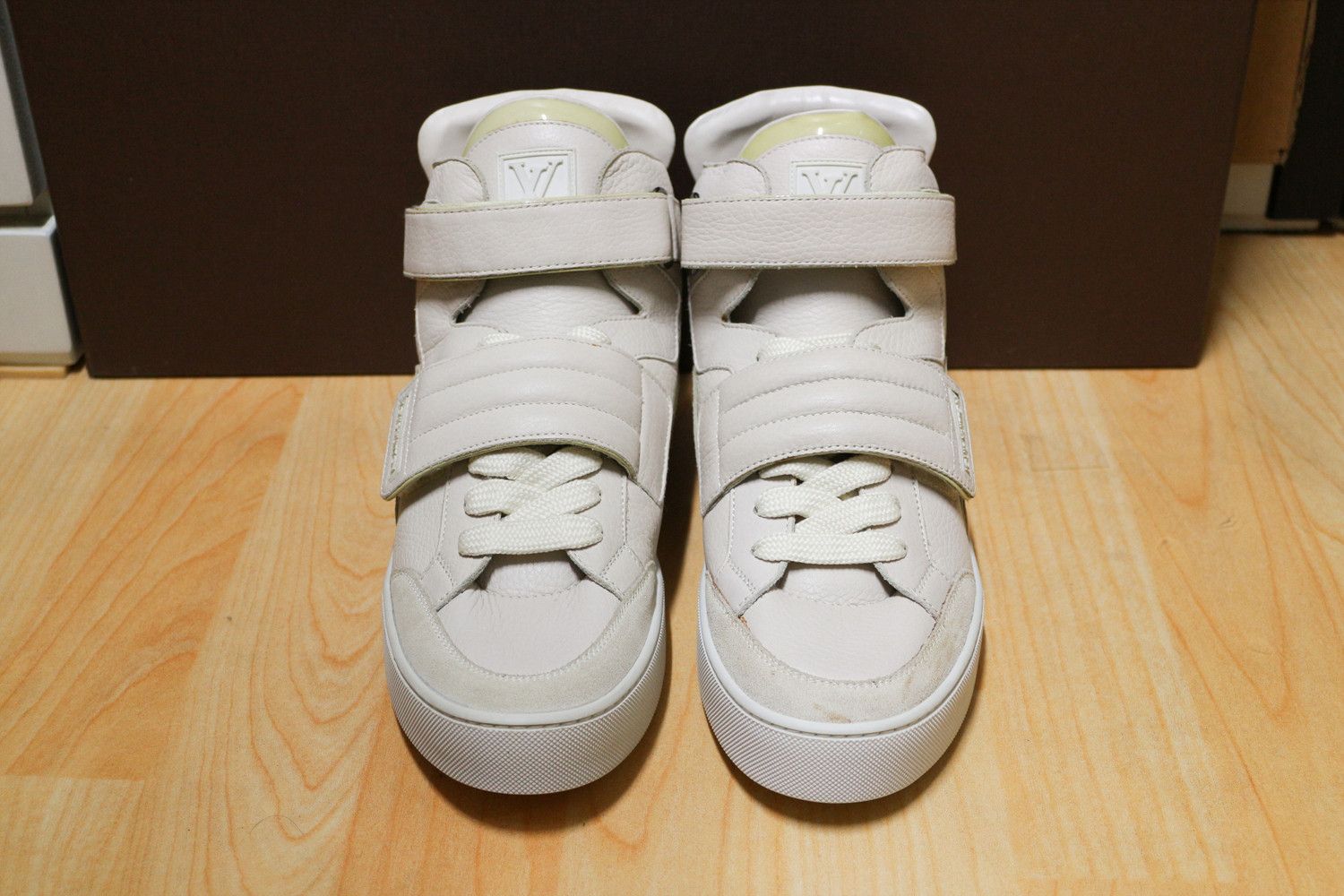Louis Vuitton Louis Vuitton Kanye West Jasper Cream Patchwork LV7 Size US 8 / EU 41 - 1 Thumbnail