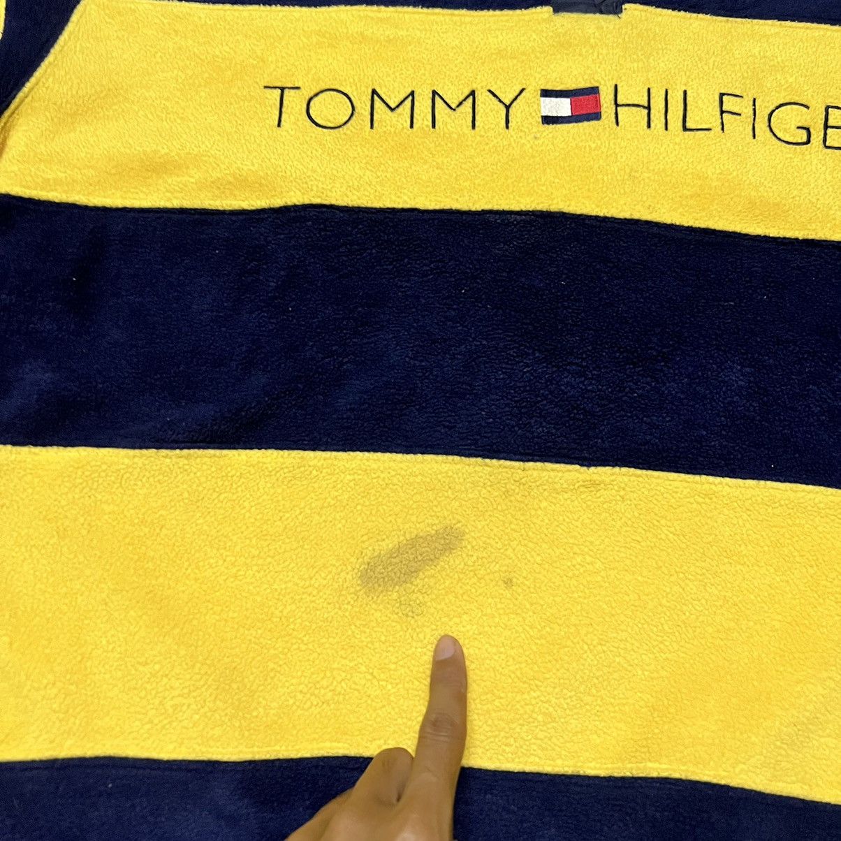 Tommy Hilfiger × Tommy Jeans Tommy Hilfiger Big Logo Fleece Sweatshirt Size US S / EU 44-46 / 1 - 5 Thumbnail