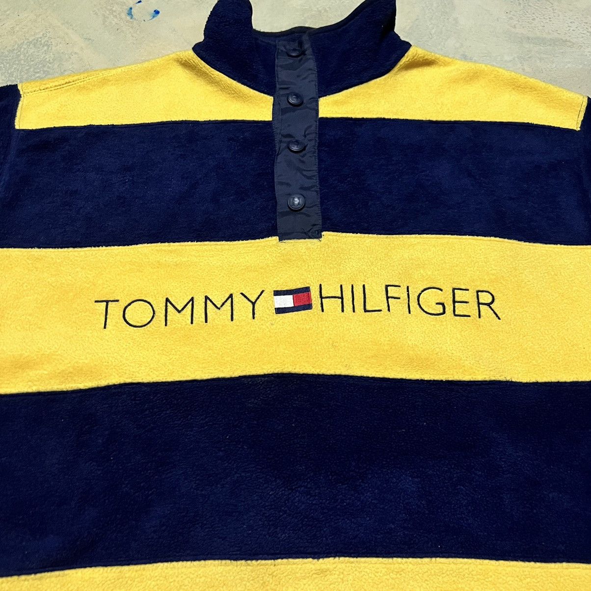 Tommy Hilfiger × Tommy Jeans Tommy Hilfiger Big Logo Fleece Sweatshirt Size US S / EU 44-46 / 1 - 6 Thumbnail