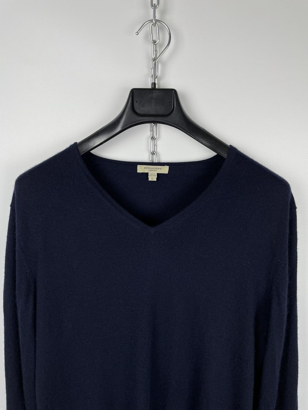 Burberry Burberry London Cashmere V-Neck Sweater Size US L / EU 52-54 / 3 - 3 Thumbnail