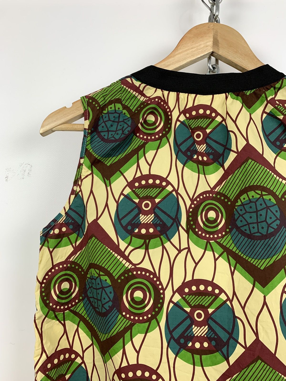 H&M Women’s Marni x H&M Multicolor Tank Top V Neck Shirt Size S / US 4 / IT 40 - 9 Thumbnail