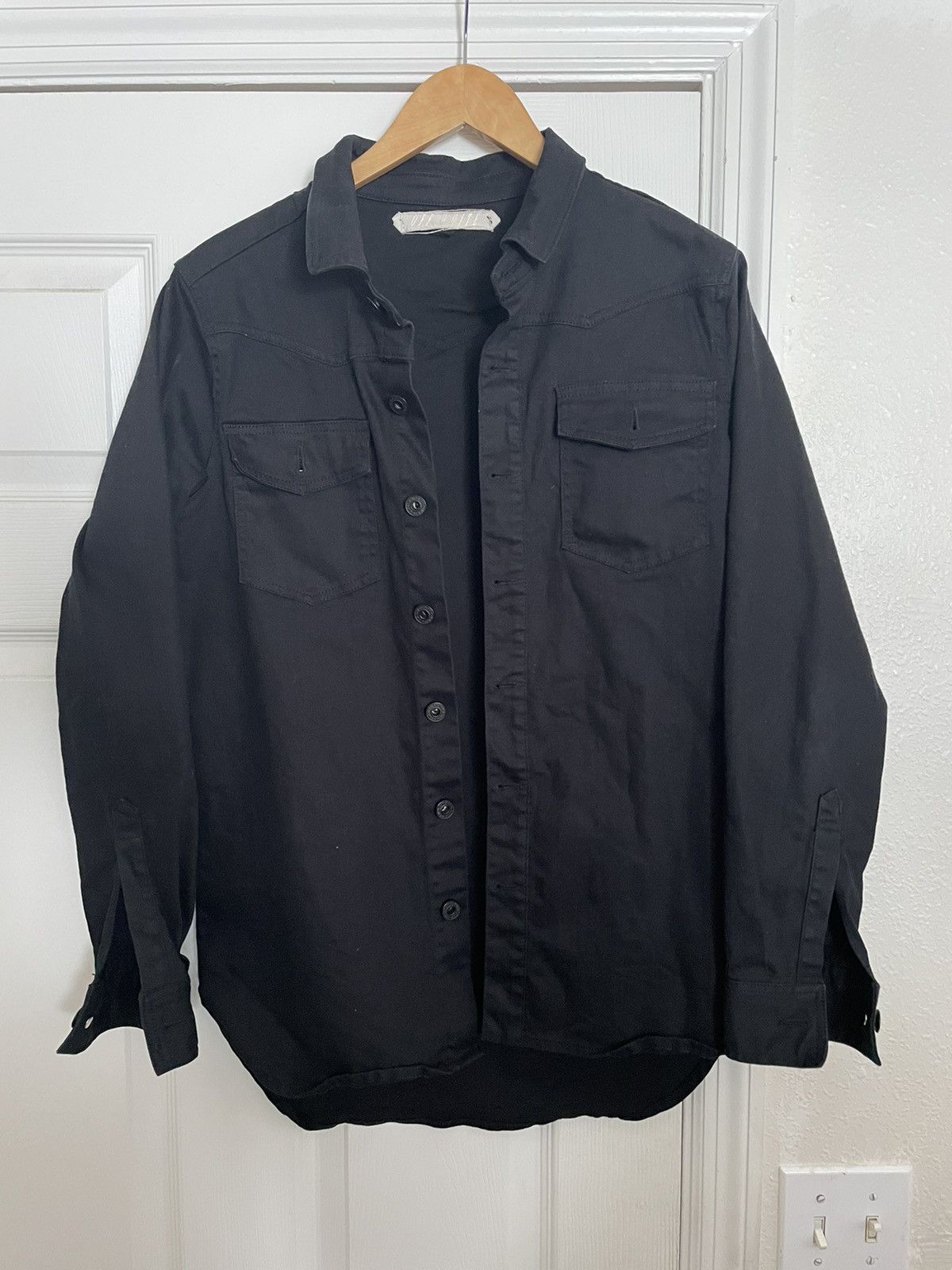 Off-White Off white eagle button up Size US XS / EU 42 / 0 - 2 Thumbnail