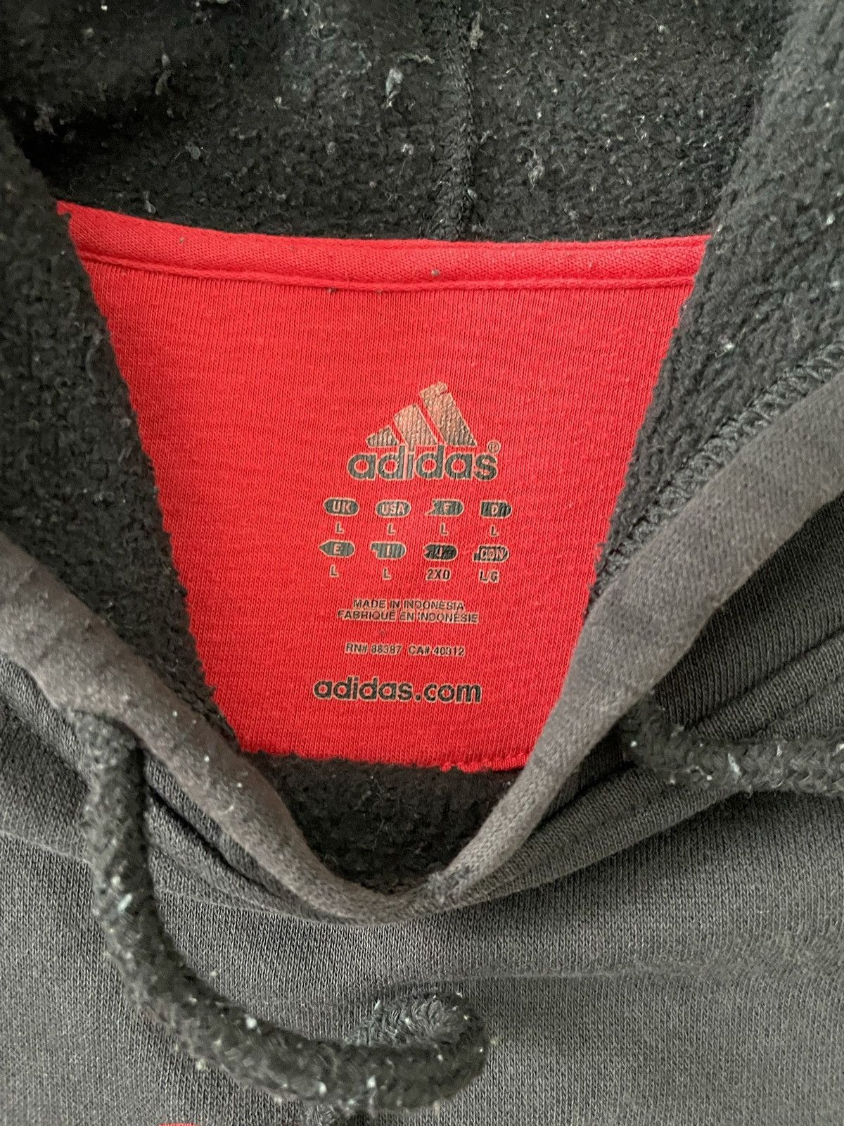 Vintage VTG Faded Adidas Hoodie Sweatshirt Black Red Large Size US L / EU 52-54 / 3 - 4 Thumbnail