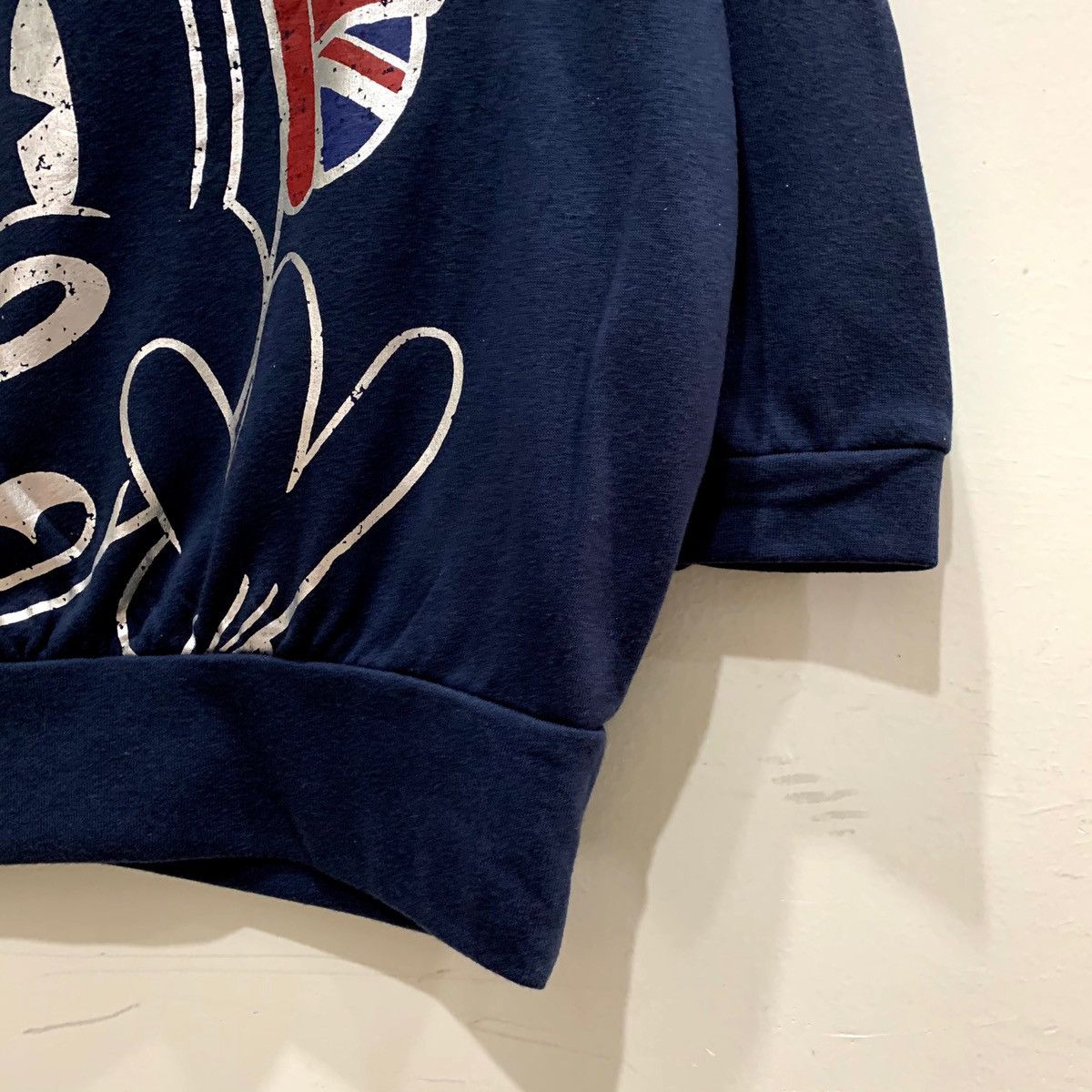 Disney × Japanese Brand × Mickey Mouse DISNEY MICKEY MOUSE Sweatshirt Size M Fits XL Size US XL / EU 56 / 4 - 5 Thumbnail