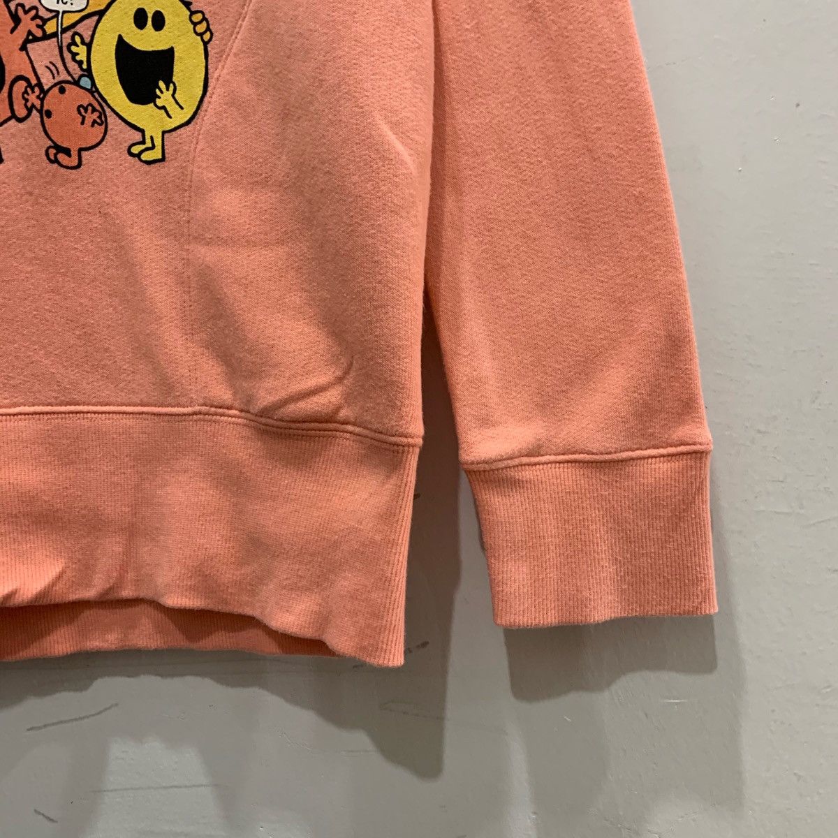 Japanese Brand × Uniqlo × Vintage UNIQLO MR.MEN LITTLE MISS Hoodie Size L Fit S Size US S / EU 44-46 / 1 - 5 Thumbnail