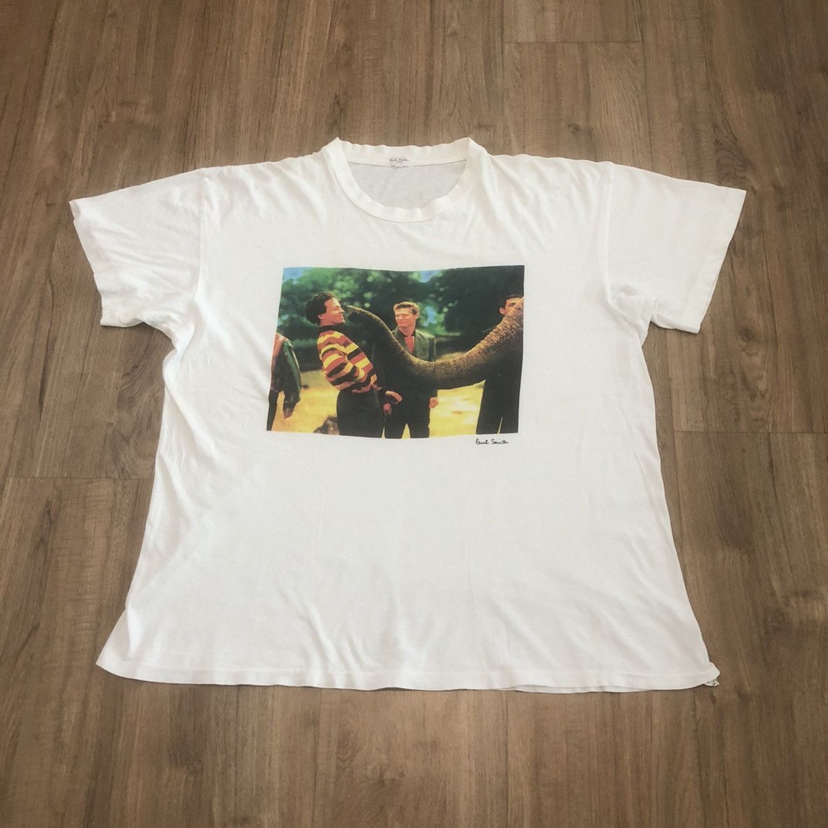 Paul Smith × Vintage Vintage Paul Smith T Shirt Graphic Movie Oversize Size US M / EU 48-50 / 2 - 1 Thumbnail
