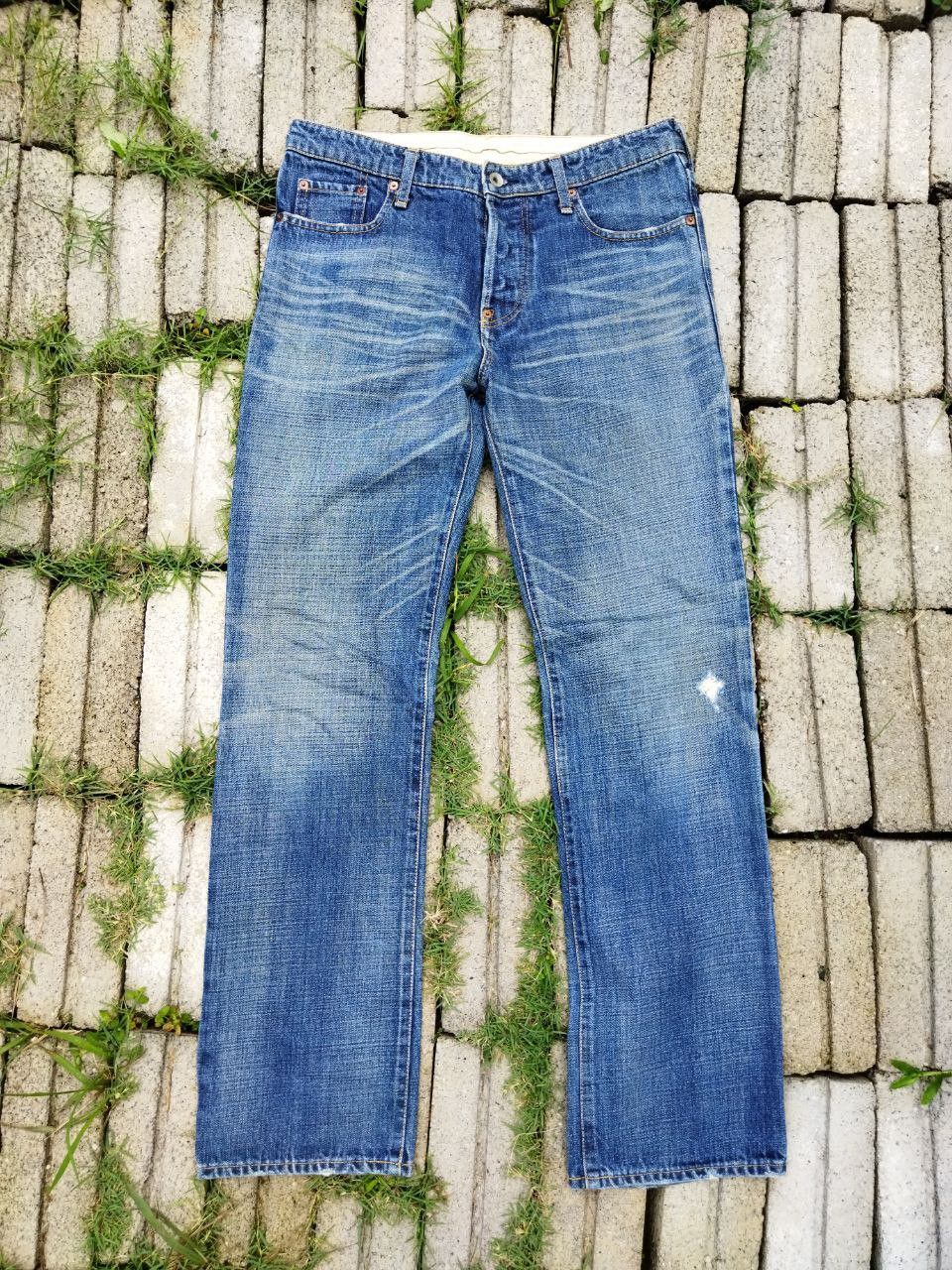 image of Rareikkuna / Suzuki Takayuki Japan Jeans in Blue Distressed, Men's (Size 34)