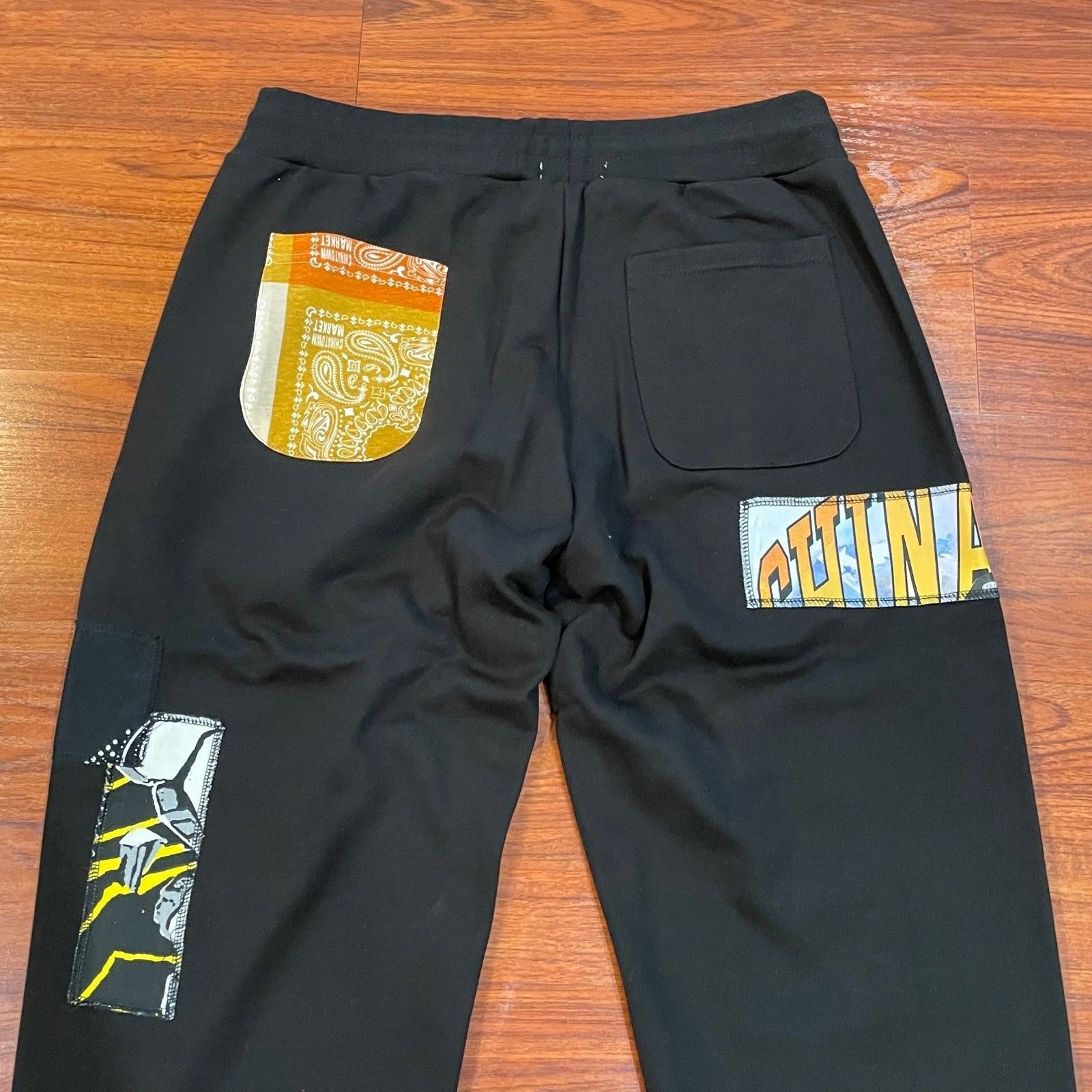 NEW CHINATOWN MARKET PATCHWORK BLACK 1:1 SWEATPANTS purchases SZ SMALL S