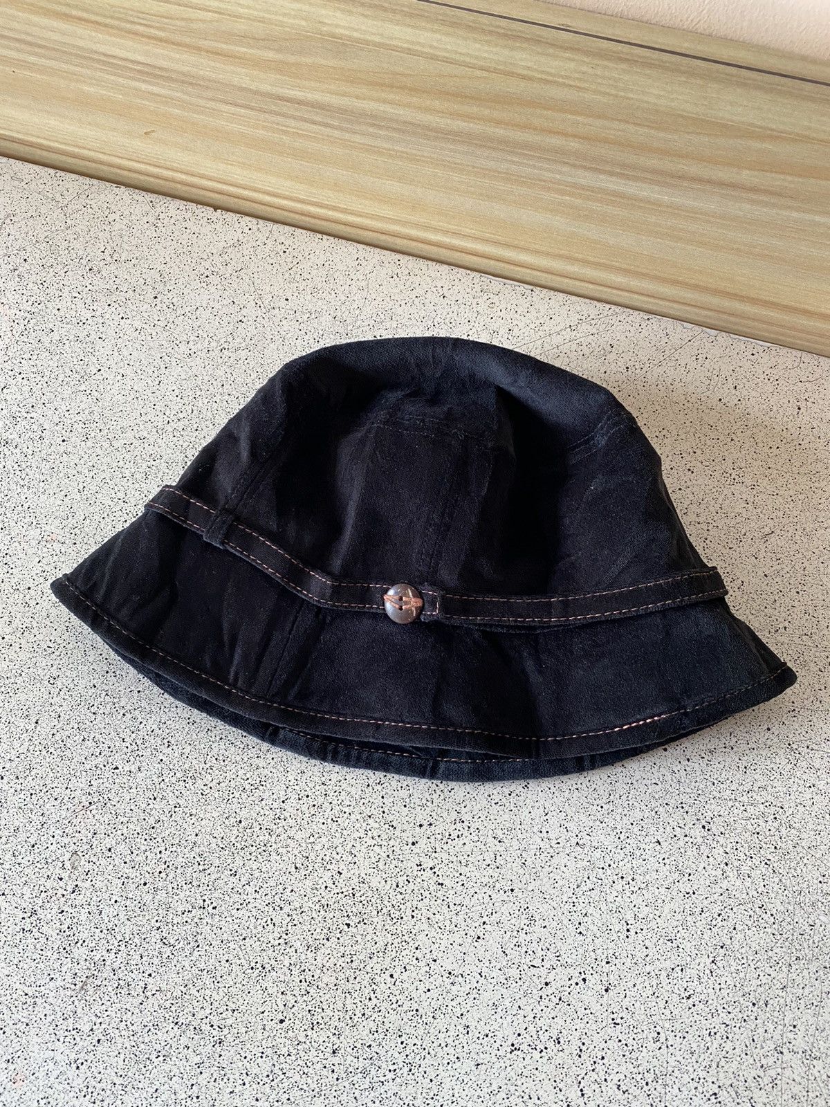Yohji Yamamoto Y’saccs by Yohji Yamamoto Velvet Bucket Hat Size ONE SIZE - 2 Thumbnail