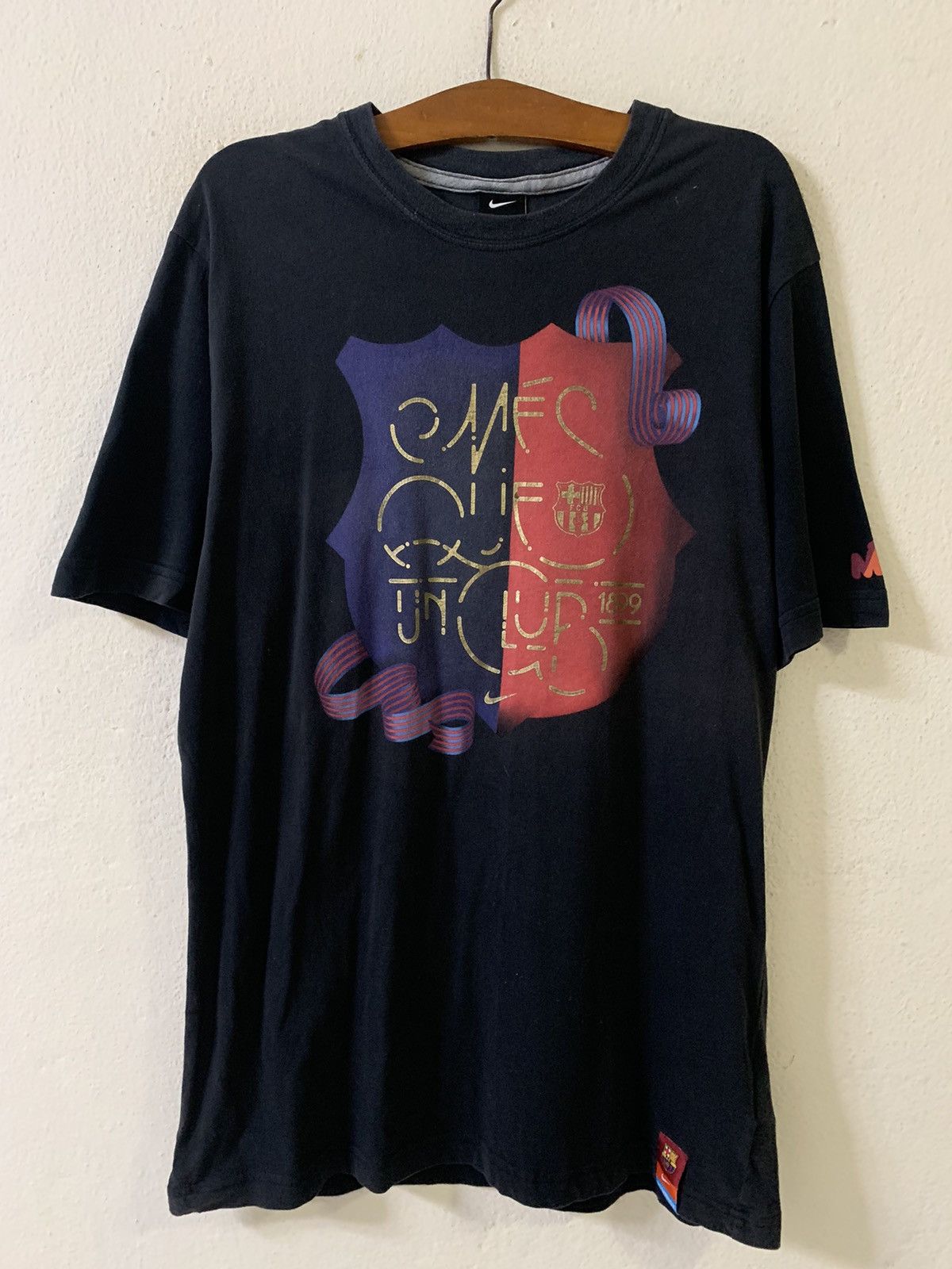 Nike Nike Barcelona Tee Size US L / EU 52-54 / 3 - 1 Thumbnail