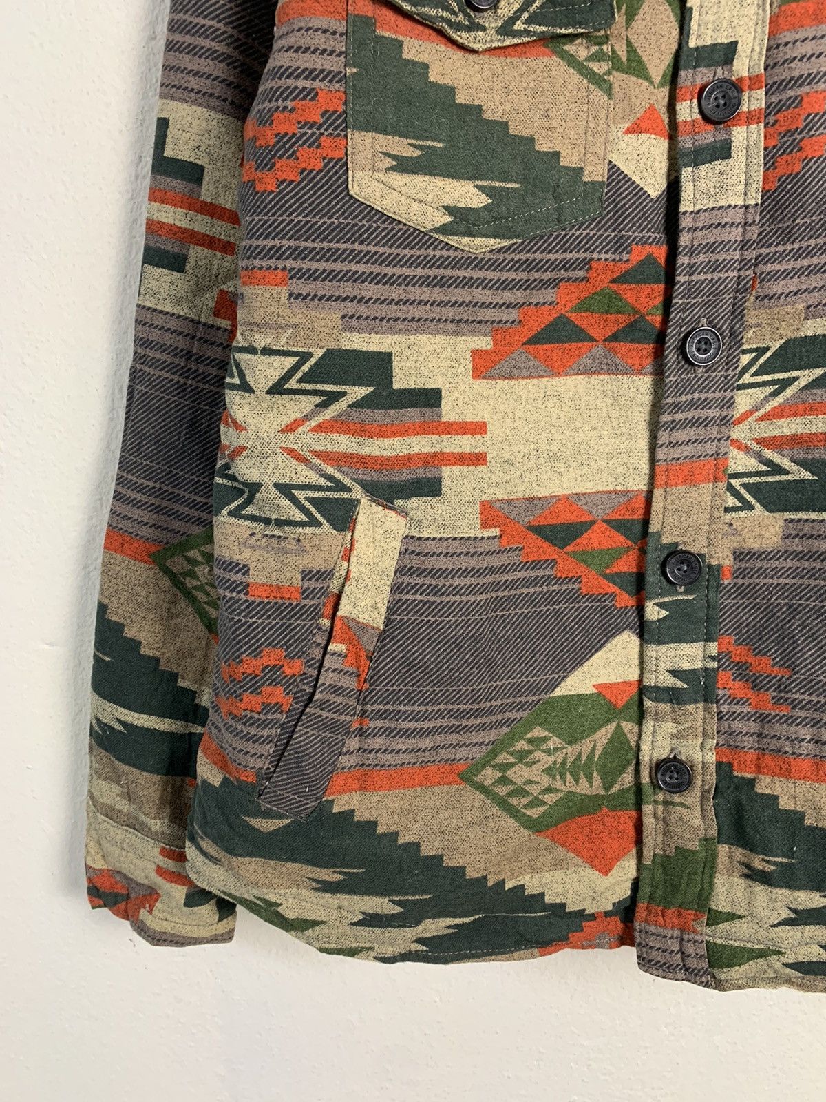 American Eagle Outfitters American Eagle Aztech Navajo Lightly Padded Shirt Size US M / EU 48-50 / 2 - 3 Thumbnail