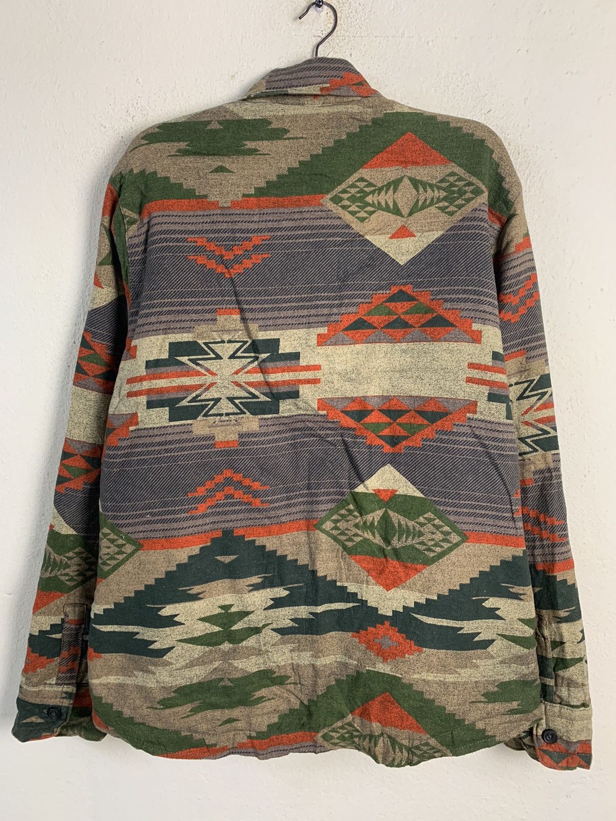 American Eagle Outfitters American Eagle Aztech Navajo Lightly Padded Shirt Size US M / EU 48-50 / 2 - 8 Thumbnail