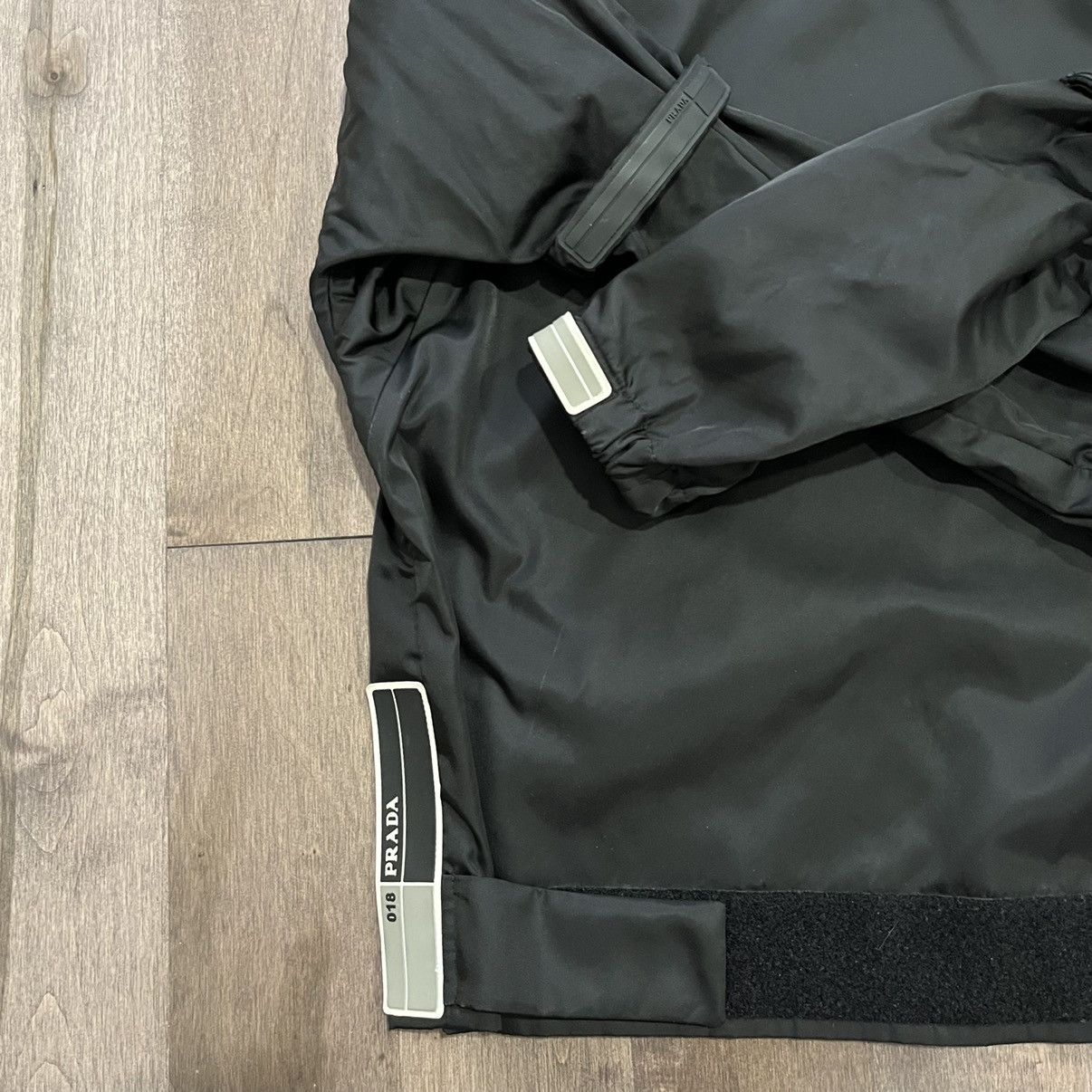 Prada Prada SS18 Nylon track jacket Size S / US 4 / IT 40 - 5 Thumbnail