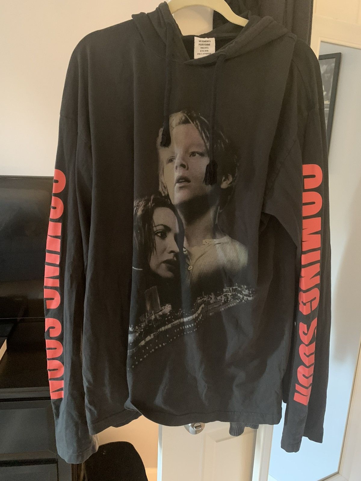 Vetements Coming Soon Hoodie | Grailed