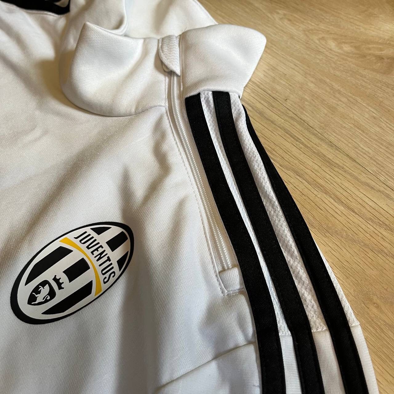 Adidas JUVENTUS ADIDAS 2015/2016 FOOTBALL TRAINING TRACK TOP Size US S / EU 44-46 / 1 - 4 Thumbnail