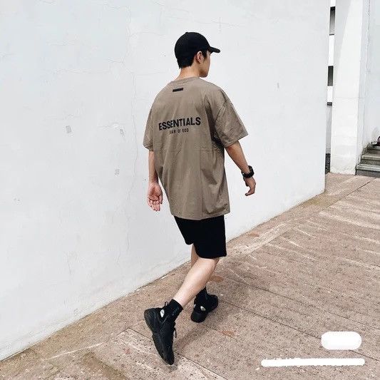 Essentials SS21 Fear of God Essentials T-Shirt Taupe Size XL Size US XL / EU 56 / 4 - 17 Thumbnail