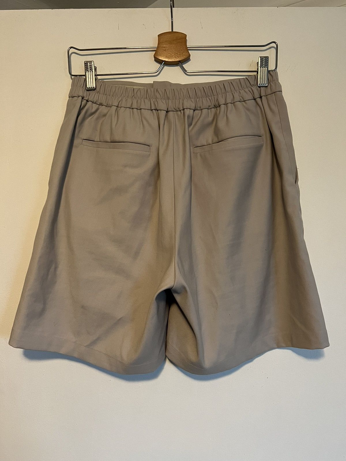 Japanese Brand Easy Busy ‘Art As Art’ pleated suit shorts Size US 32 / EU 48 - 2 Thumbnail