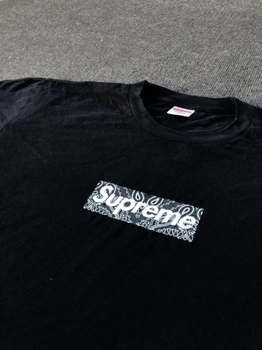 Supreme paisley store box logo tee