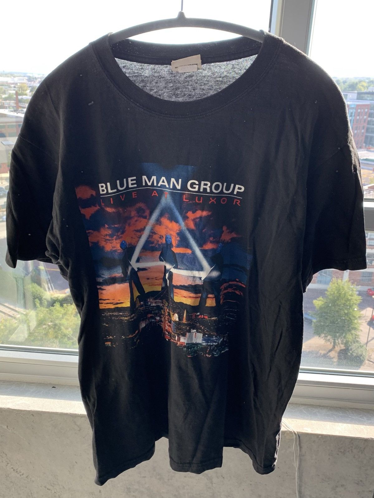 Vintage Vintage Blue Man group Live at Luxor 100% Cotton Size US XL / EU 56 / 4 - 1 Thumbnail