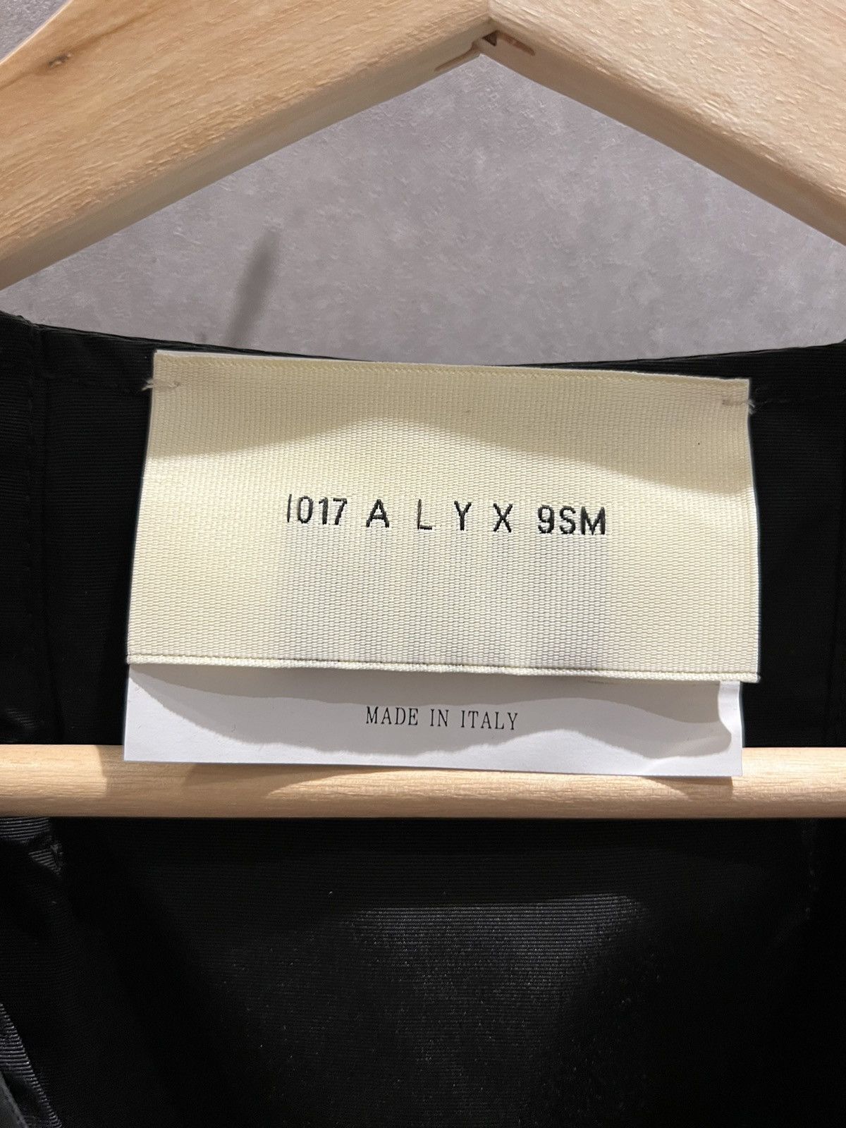 1017 ALYX 9SM 1017 Alyx Vest Size US XL / EU 56 / 4 - 2 Thumbnail