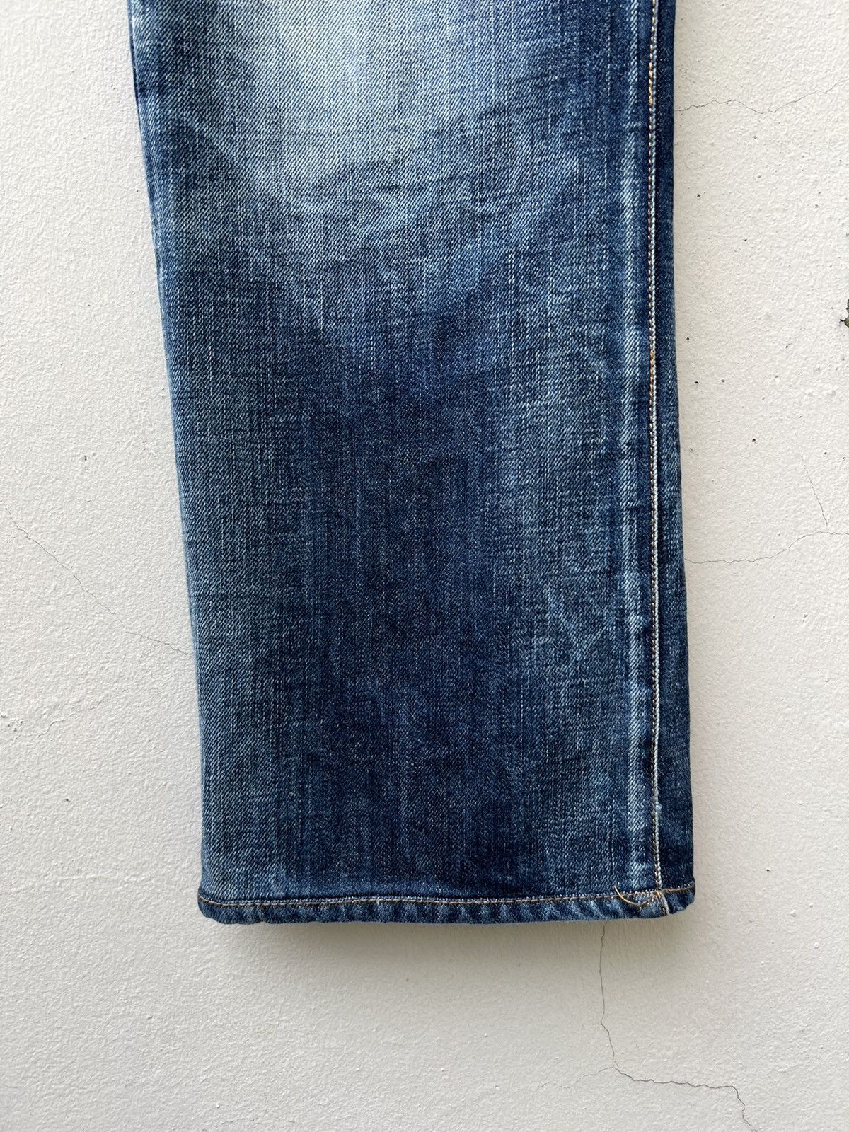 Emporio Armani × Giorgio Armani × Vintage Vintage Armani Jeans Limited Edition Denim Culture Jeans Size US 32 / EU 48 - 11 Thumbnail