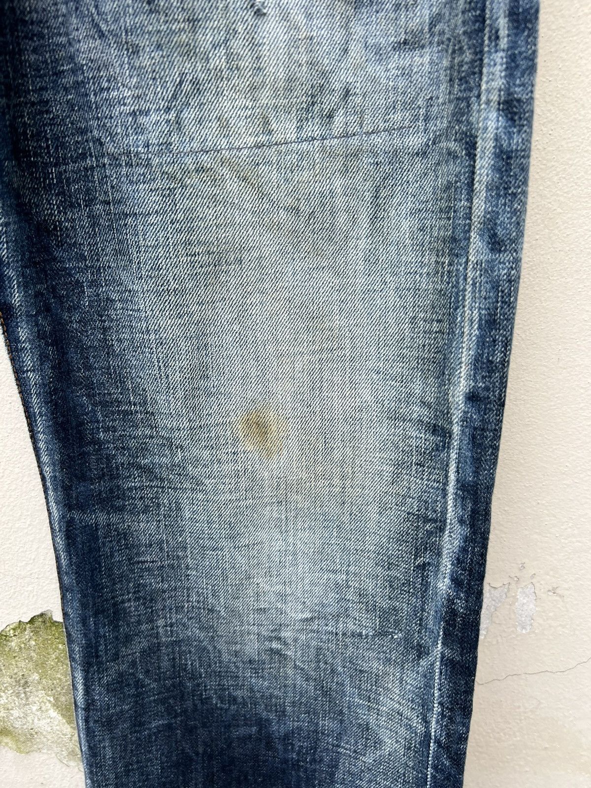 Emporio Armani × Giorgio Armani × Vintage Vintage Armani Jeans Limited Edition Denim Culture Jeans Size US 32 / EU 48 - 13 Thumbnail