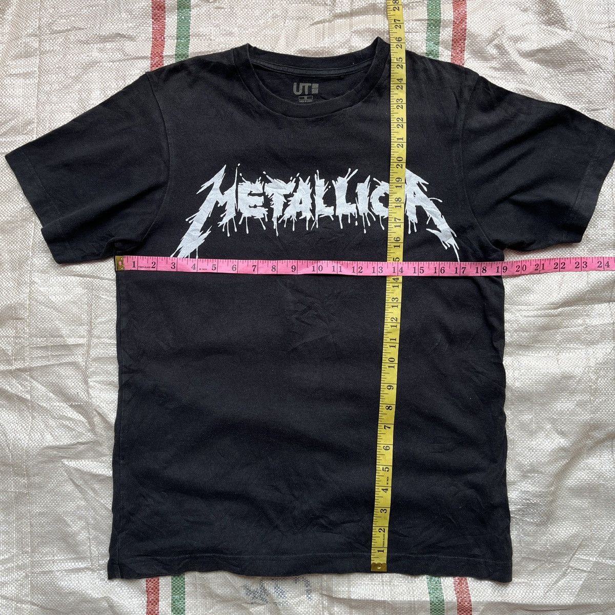 Metallica × Uniqlo Front Logo Metallica Concert Tour 2008 Part III Uniqlo Size US M / EU 48-50 / 2 - 4 Thumbnail