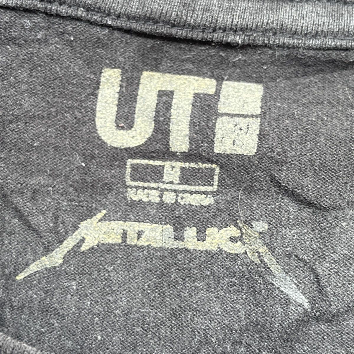 Metallica × Uniqlo Front Logo Metallica Concert Tour 2008 Part III Uniqlo Size US M / EU 48-50 / 2 - 6 Thumbnail