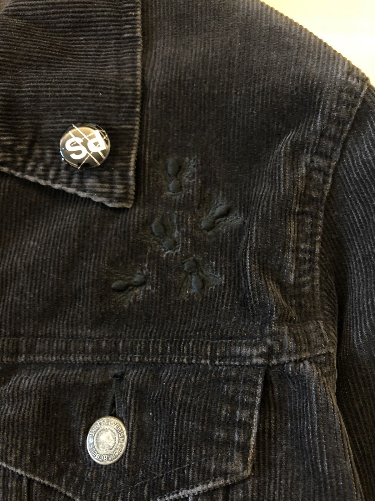 Undercover Undercover AW2006 “BBV GURUGURU” Corduroy Insect Jacket Size US M / EU 48-50 / 2 - 2 Thumbnail