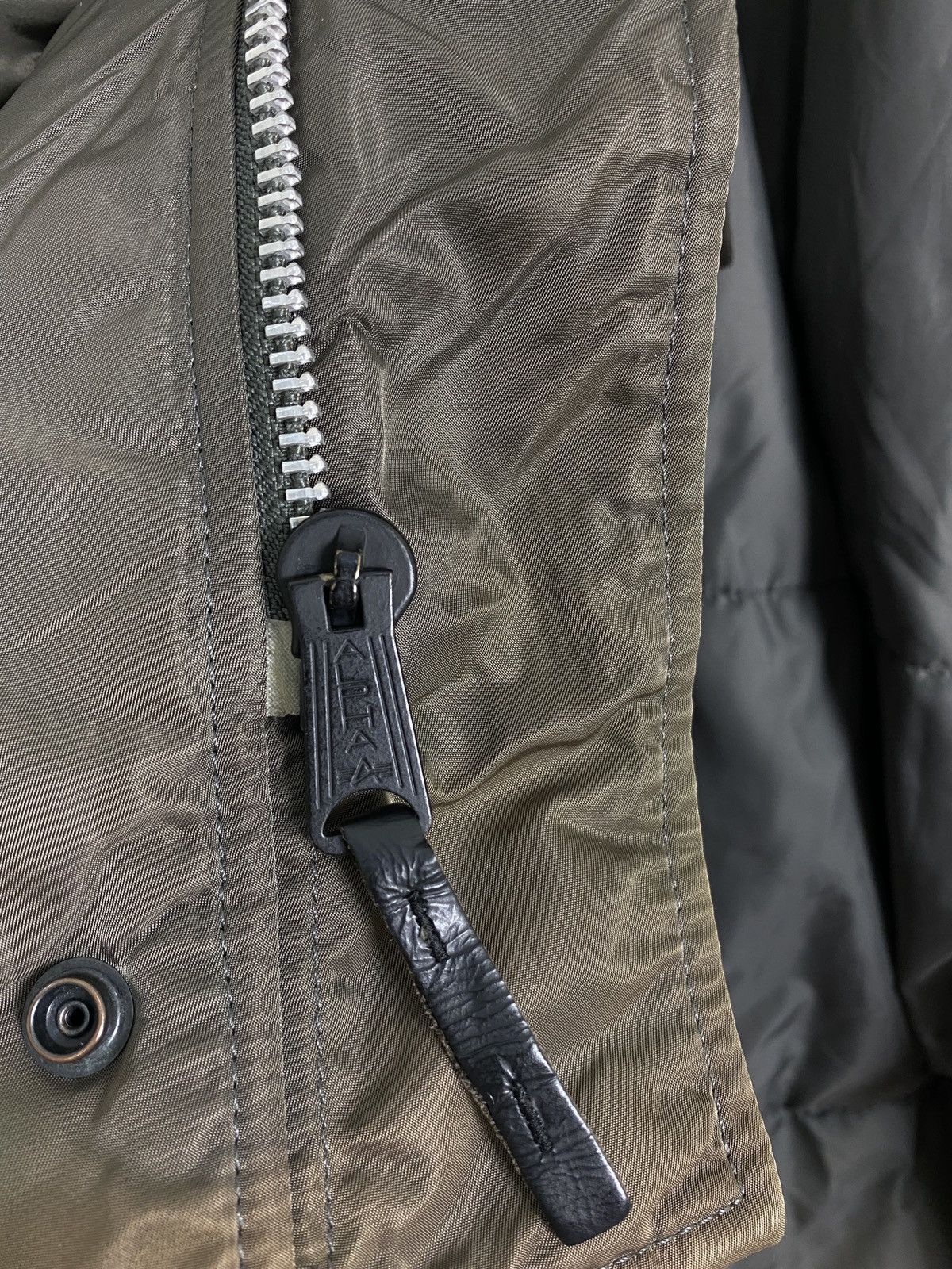 Alpha Industries Alpha Industries N-3B Extreme Cold Weather Parka Sun Faded Size US L / EU 52-54 / 3 - 6 Thumbnail