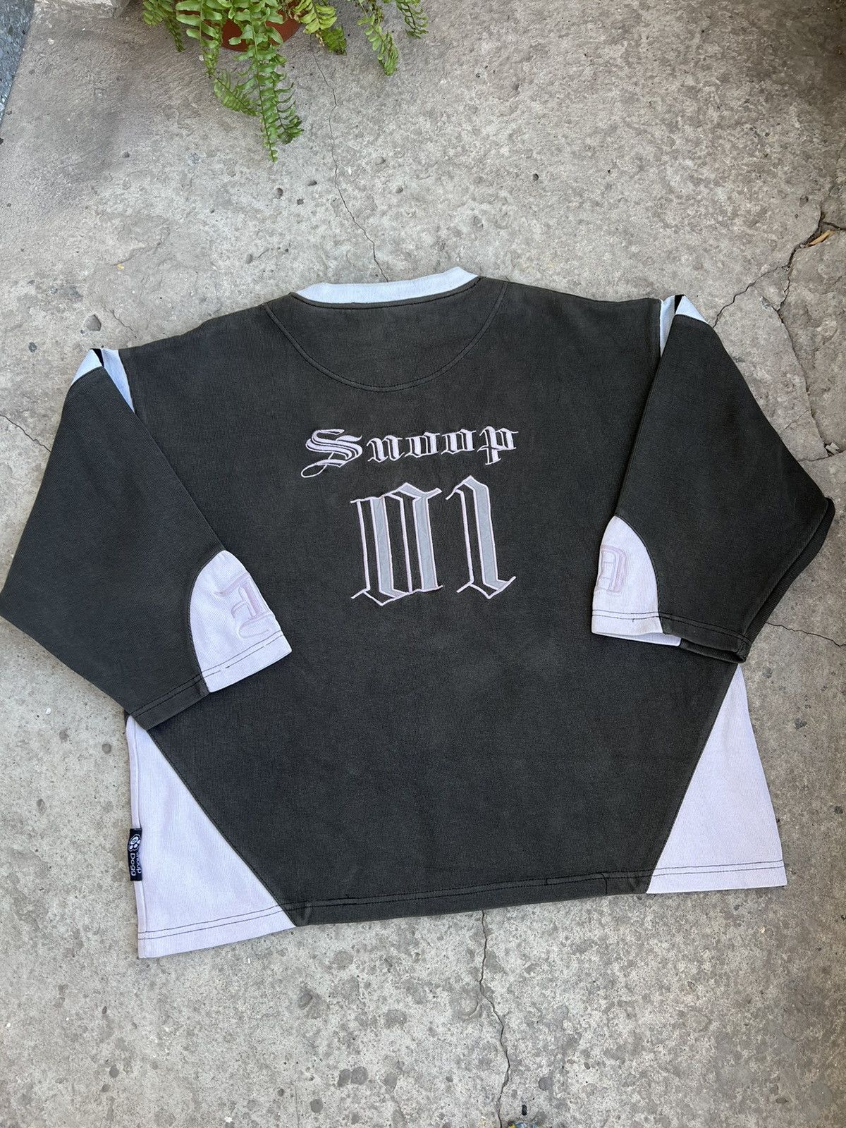 Rap Tees 90’s Snoop Dogg Sweatshirt Rap Tee Size US S / EU 44-46 / 1 - 9 Thumbnail