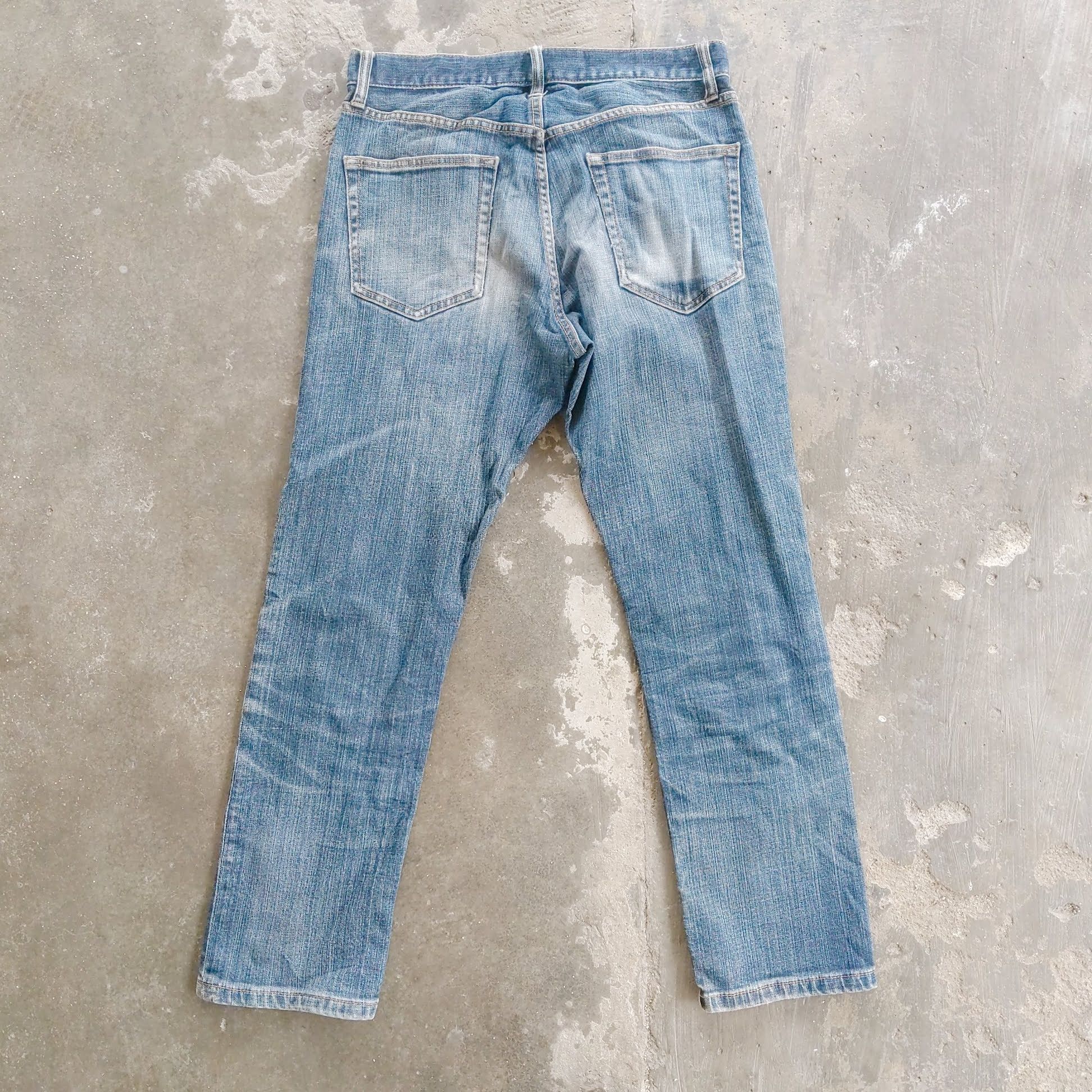 Japanese Brand Vintage Japanese Faded Distressed Denim Jean Pants W30 Size US 30 / EU 46 - 8 Thumbnail