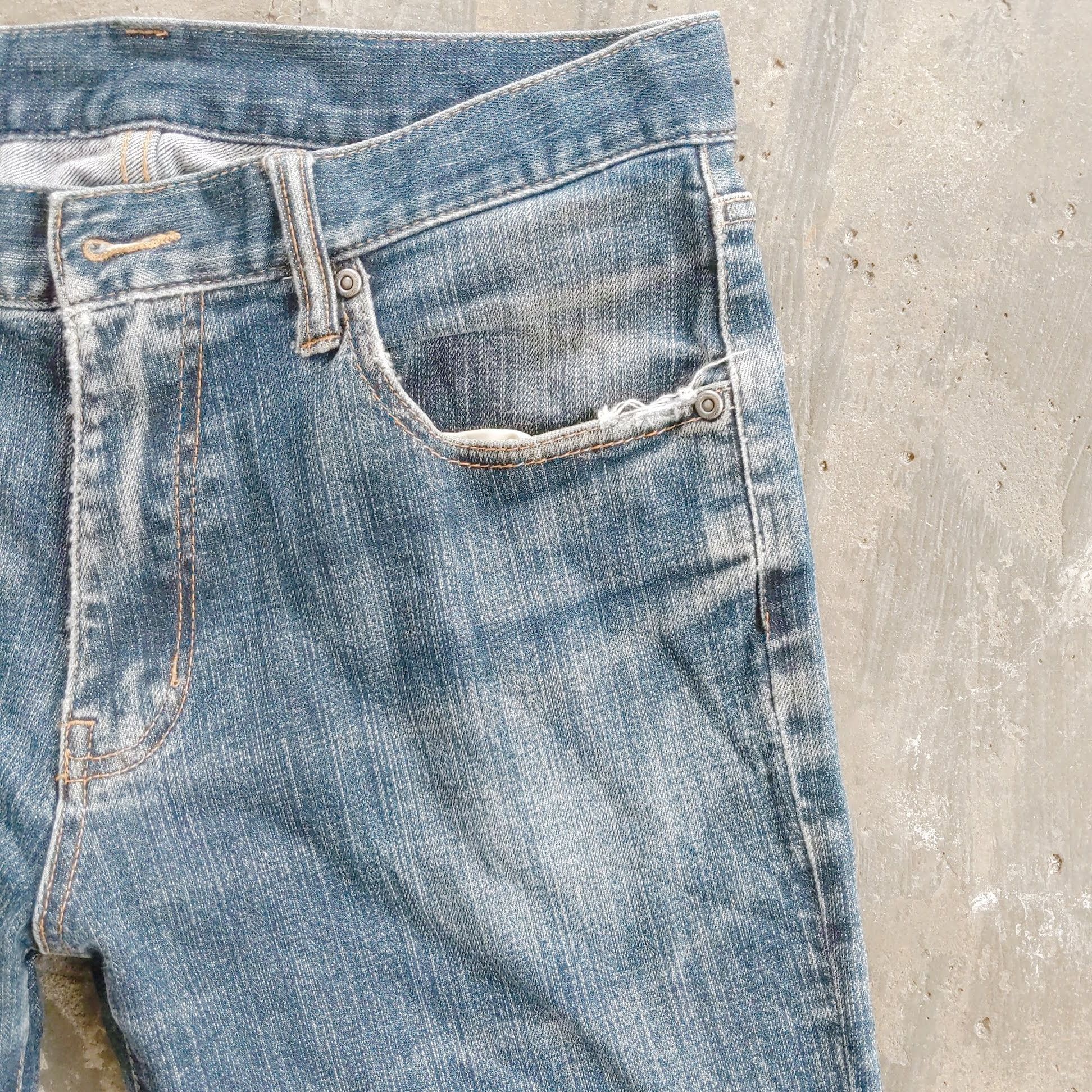 Japanese Brand Vintage Japanese Faded Distressed Denim Jean Pants W30 Size US 30 / EU 46 - 4 Thumbnail