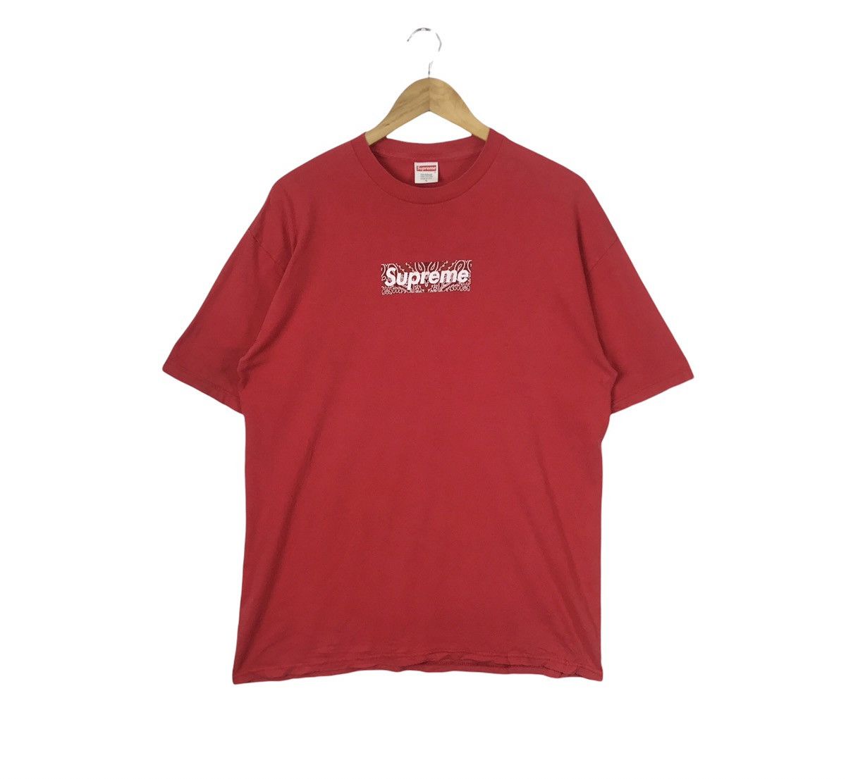 Supreme Supreme Box Logo Paisley 2001 Made in Usa T-Shirt | Grailed