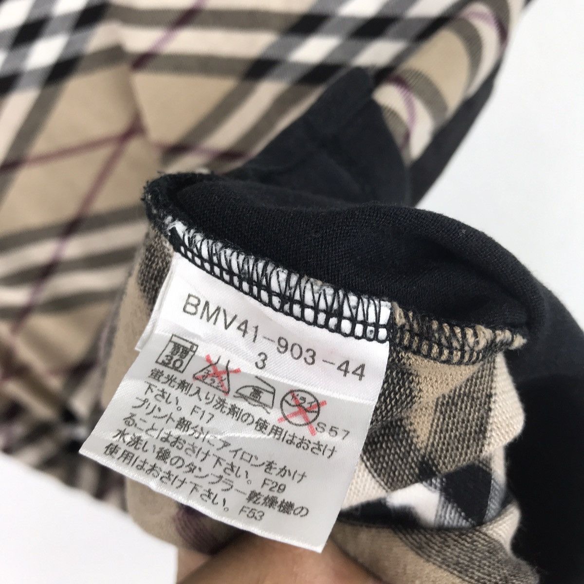 Burberry Burberry Black Label Nova Check Design T-Shirt Size 3 Size US M / EU 48-50 / 2 - 5 Thumbnail