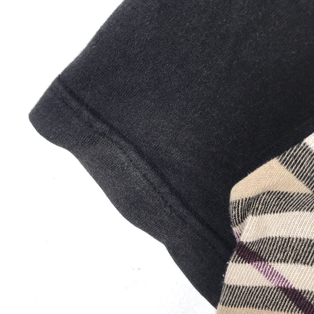 Burberry Burberry Black Label Nova Check Design T-Shirt Size 3 Size US M / EU 48-50 / 2 - 4 Thumbnail