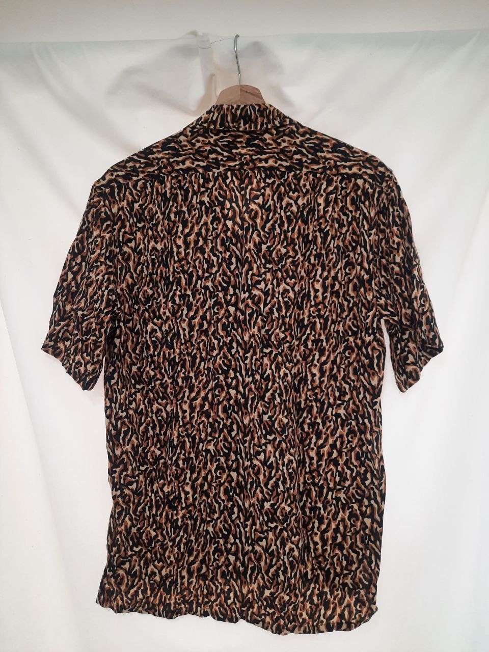 Saint Laurent Paris *New* FW20 AW20 Leopard Print Shark Collar Hawaiian Shirt Size US S / EU 44-46 / 1 - 2 Thumbnail