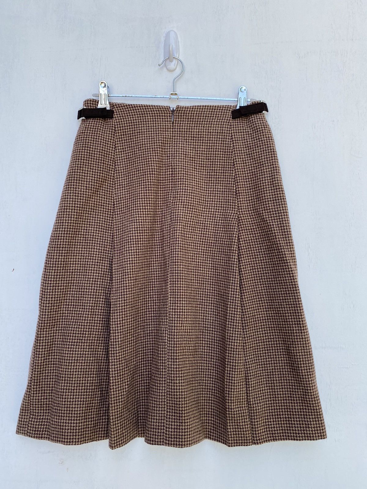 Balenciaga VINTAGE BALENCIAGA PARIS LA MODE MINI SKIRT Size 26" / US 2 / IT 38 - 1 Thumbnail