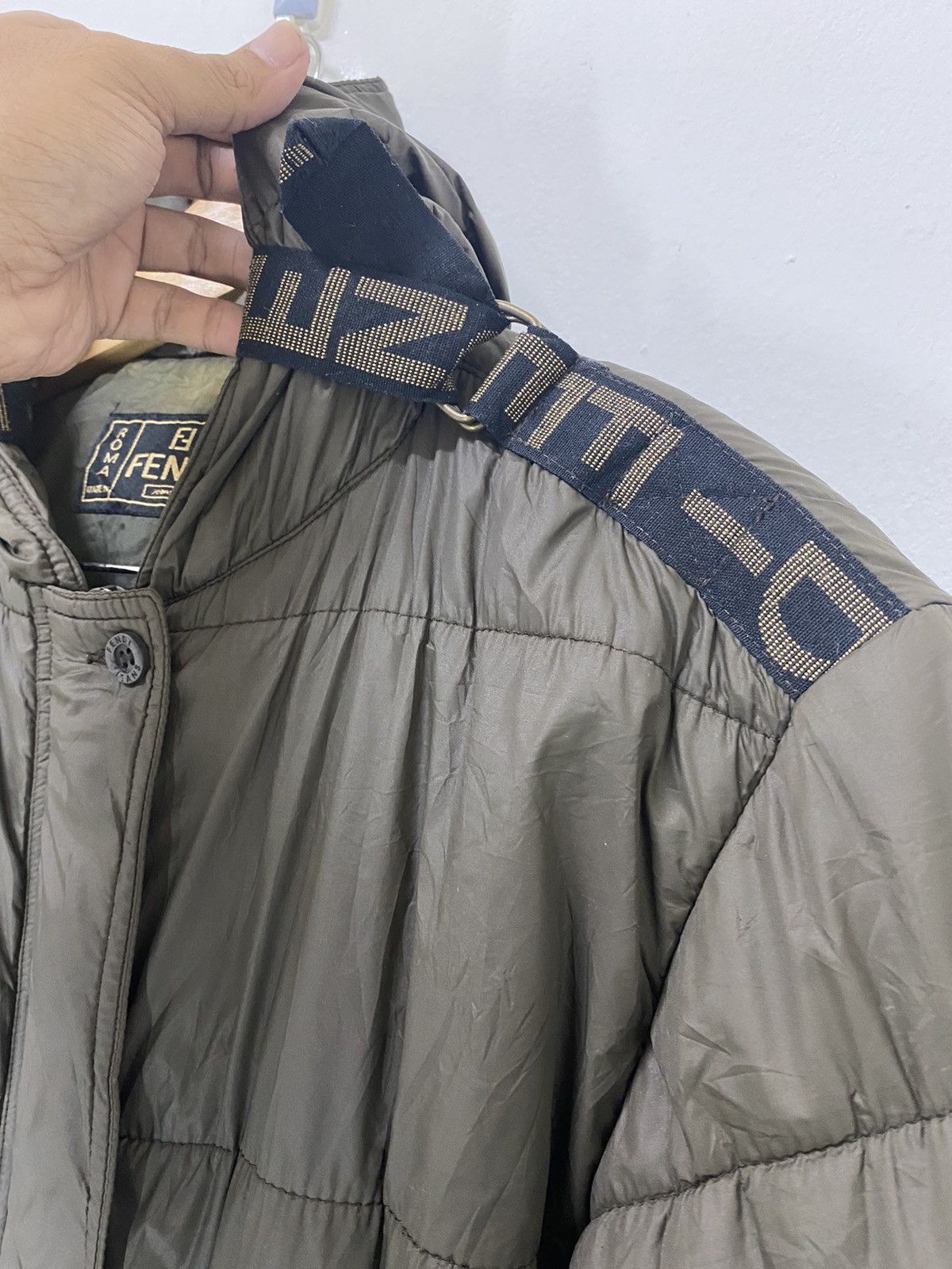 Fendi Fendi Roma Padded Jacket With Hoodie Logo Stripe Design Size S / US 4 / IT 40 - 5 Thumbnail