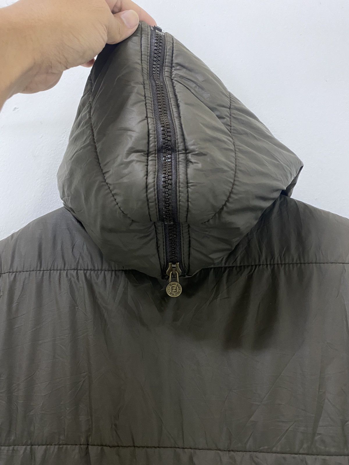 Fendi Fendi Roma Padded Jacket With Hoodie Logo Stripe Design Size S / US 4 / IT 40 - 10 Thumbnail
